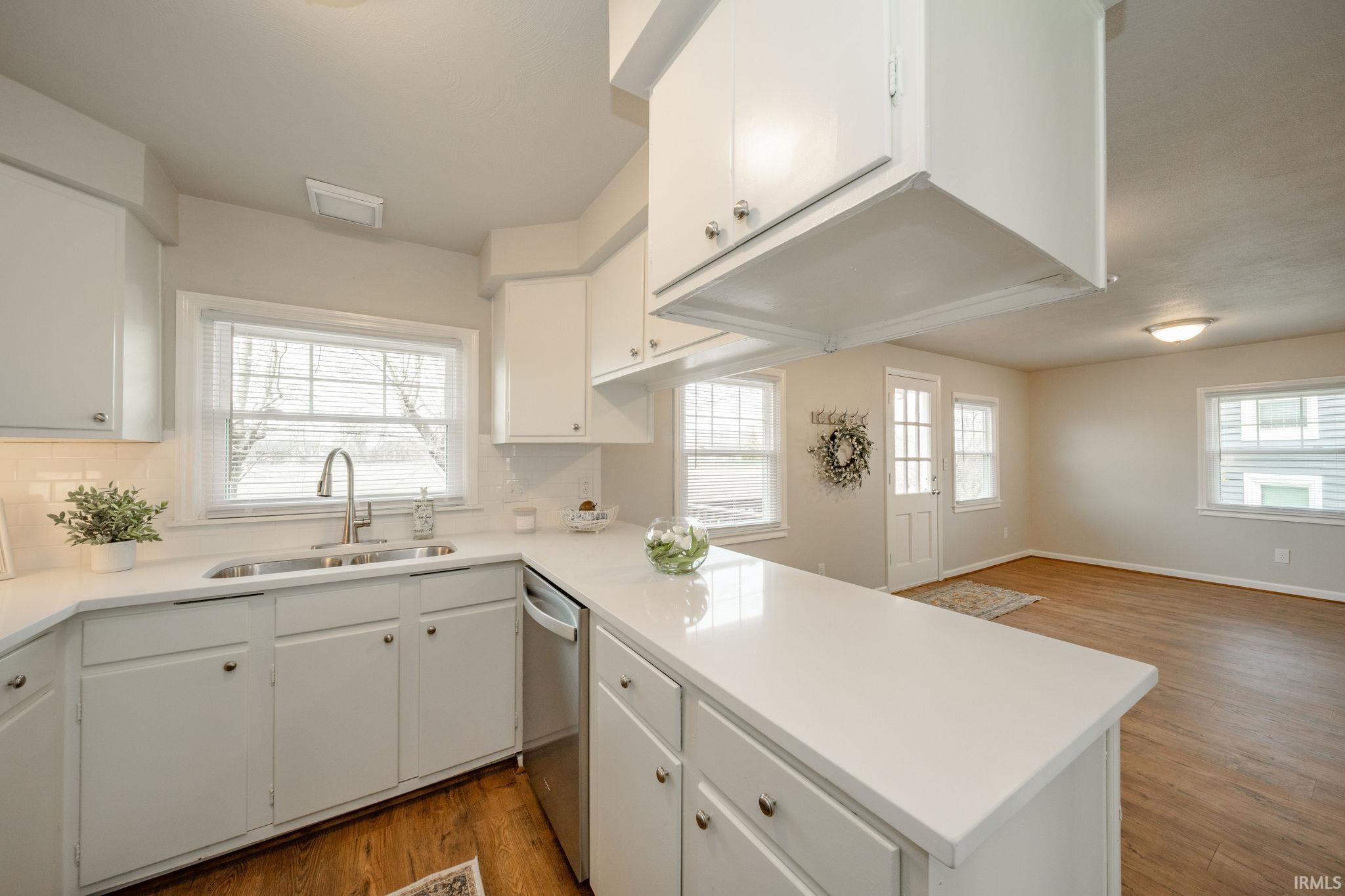 3rd image of 807 Bittersweet Ln, Anderson, IN 46011 | MLS# 202631988
