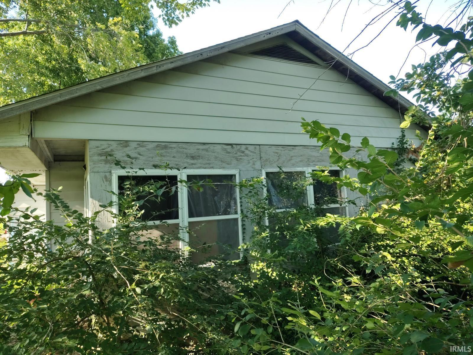3rd image of 300 S Harrison St, Salem, IN 47167 | MLS# 202632014