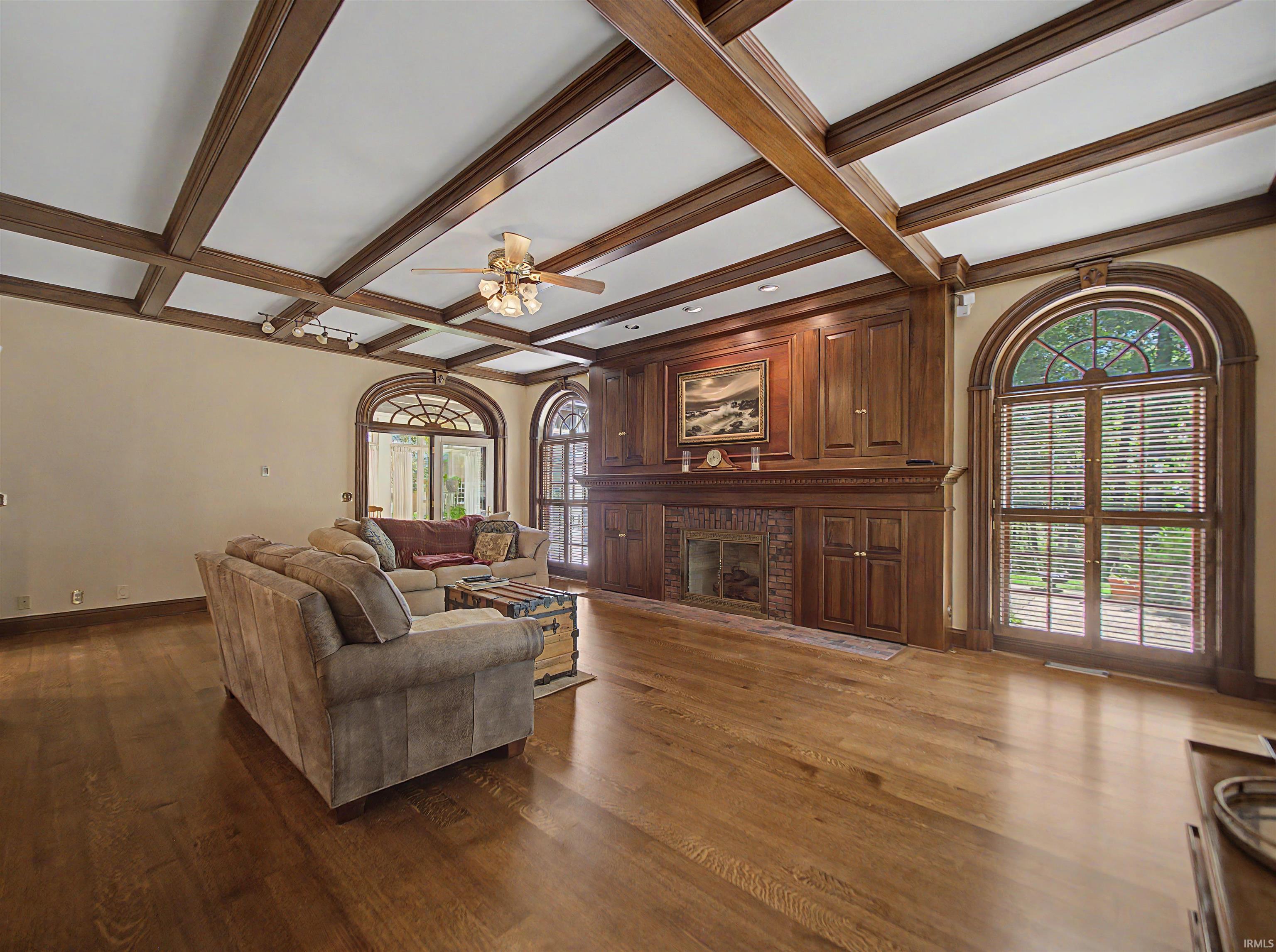 Listing 208