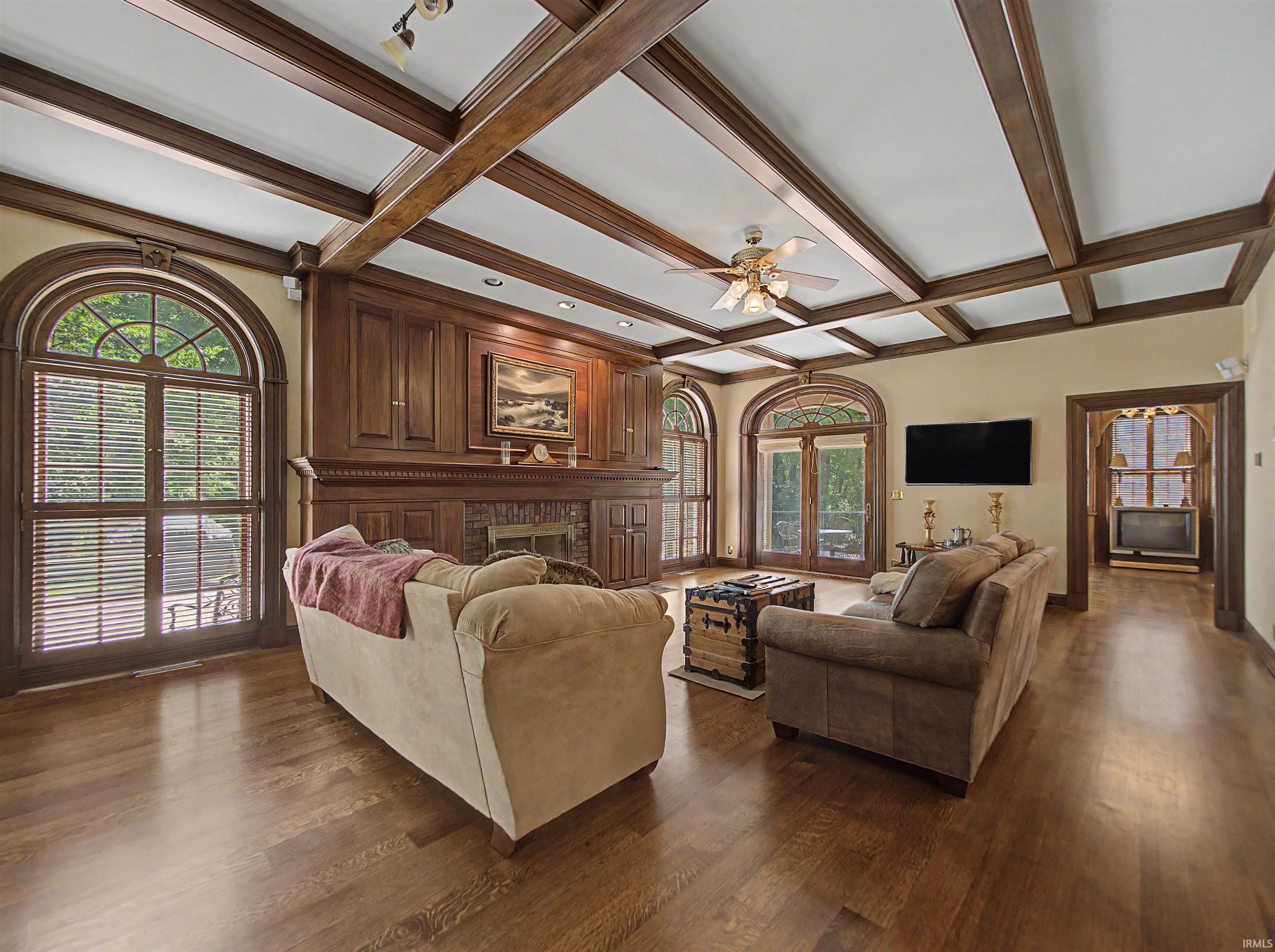 Listing 208