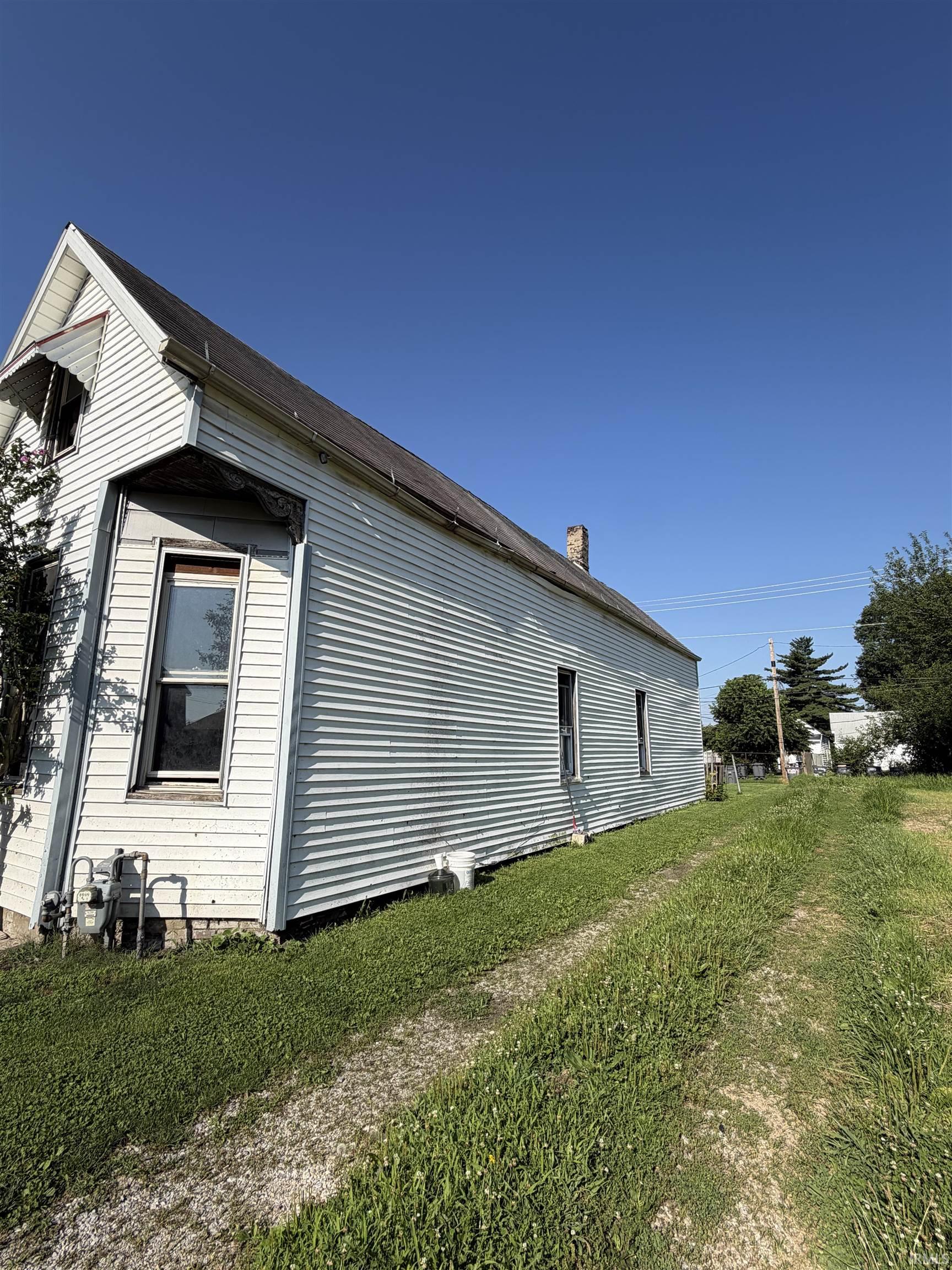 4th image of 1204 Harriett St, Evansville, IN 47710 | MLS# 202632033