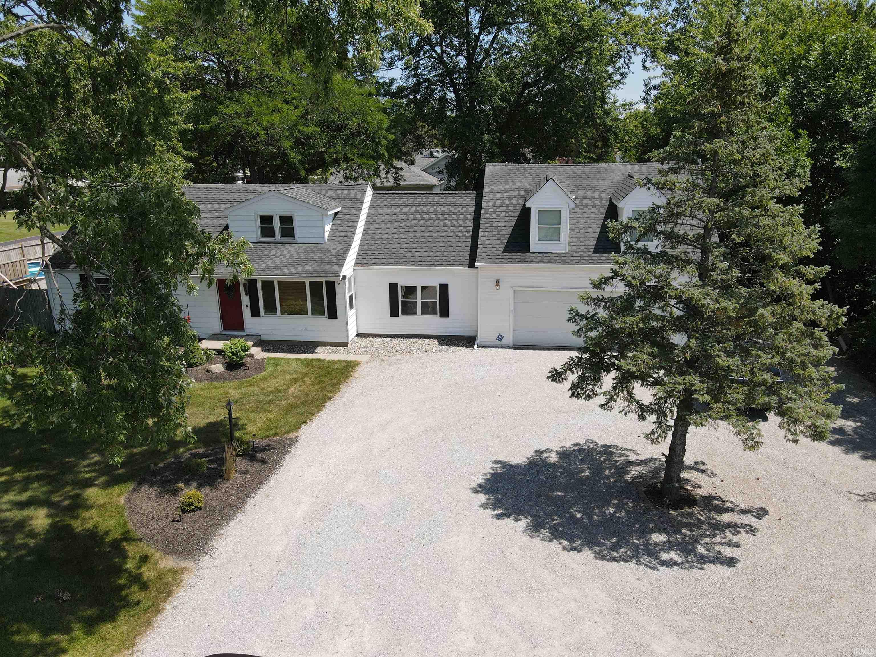 24th image of 10920 Auburn Rd, Fort Wayne, IN 46845 | MLS# 202632059
