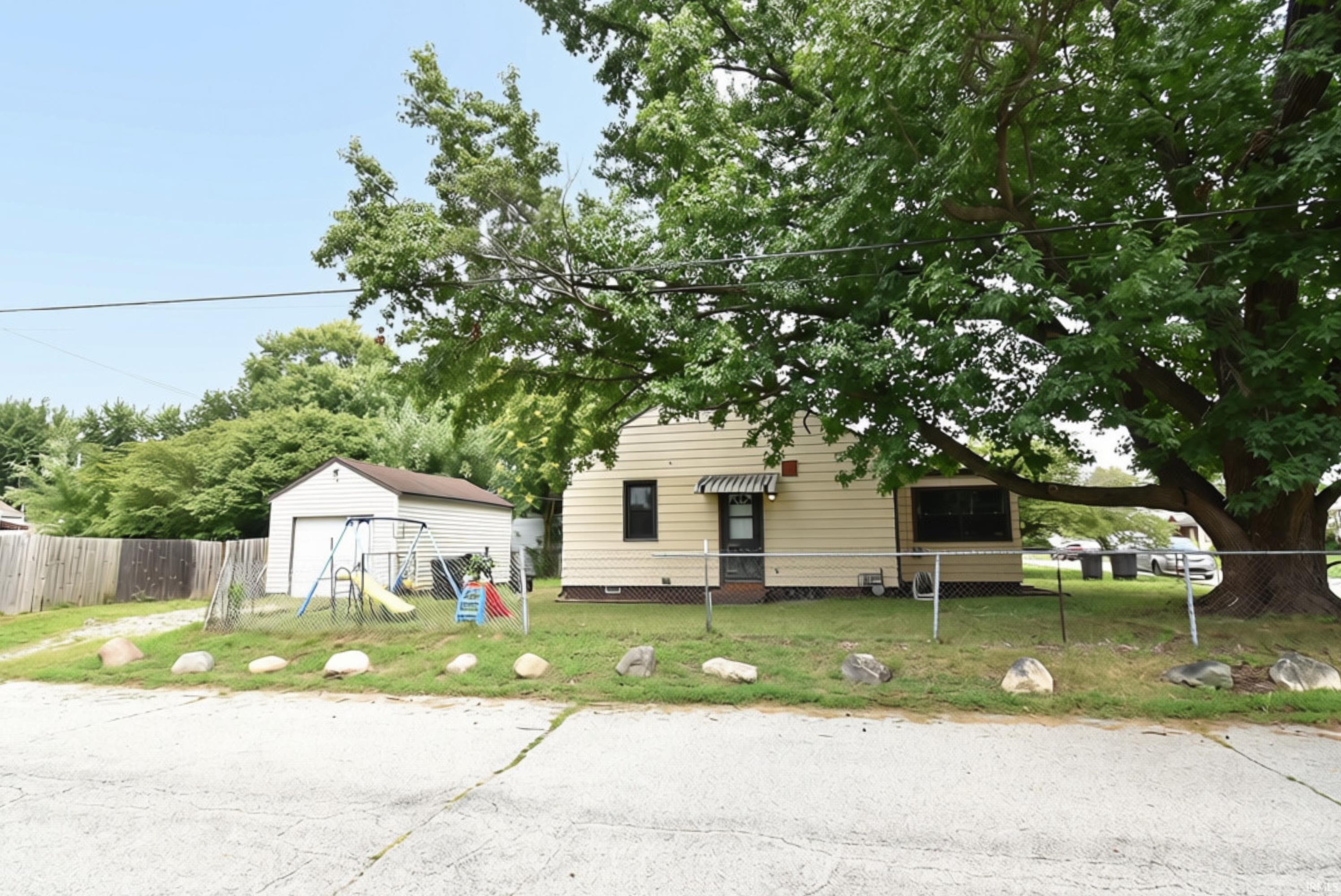 4th image of 2348 N 22Nd St, Lafayette, IN 47904 | MLS# 202632065