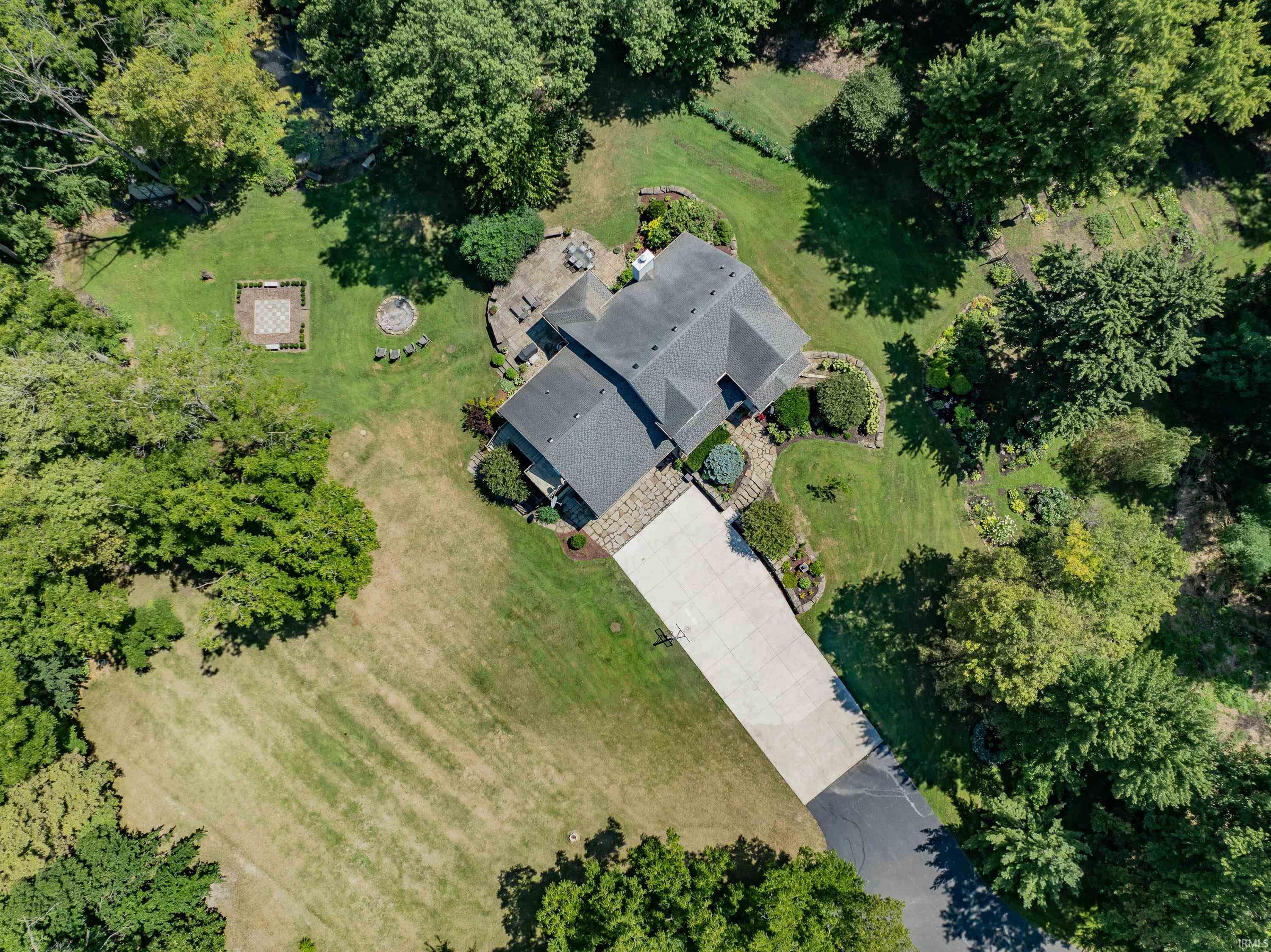 3rd image of 1102 Hathaway Rd, Fort Wayne, IN 46845 | MLS# 202632088