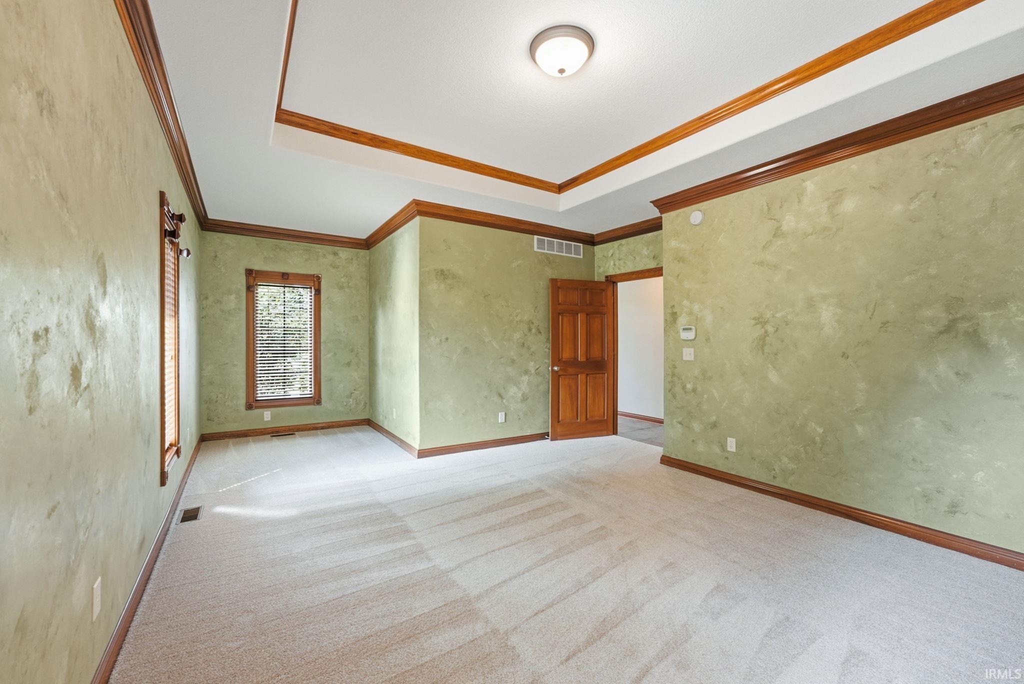 Photo 17 of 434 Royal Crest Drive