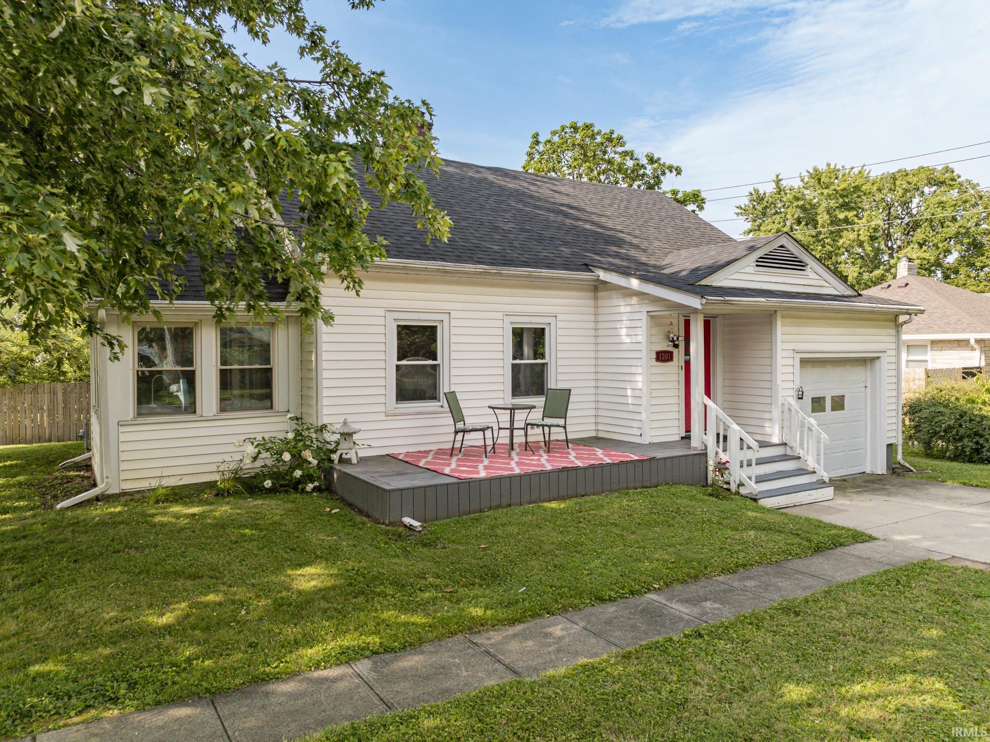 2nd image of 1201 W Cowing Dr, Muncie, IN 47304 | MLS# 202632128