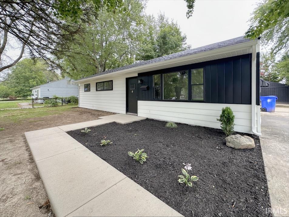 3rd image of 1117 Brentwood Dr, Kokomo, IN 46901 | MLS# 202632144