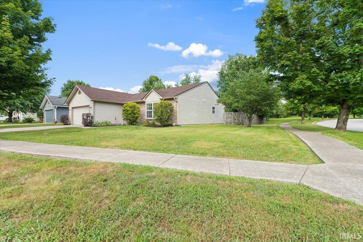 3rd image of 342 S Windstone Ct, Bloomington, IN 47403 | MLS# 202632153