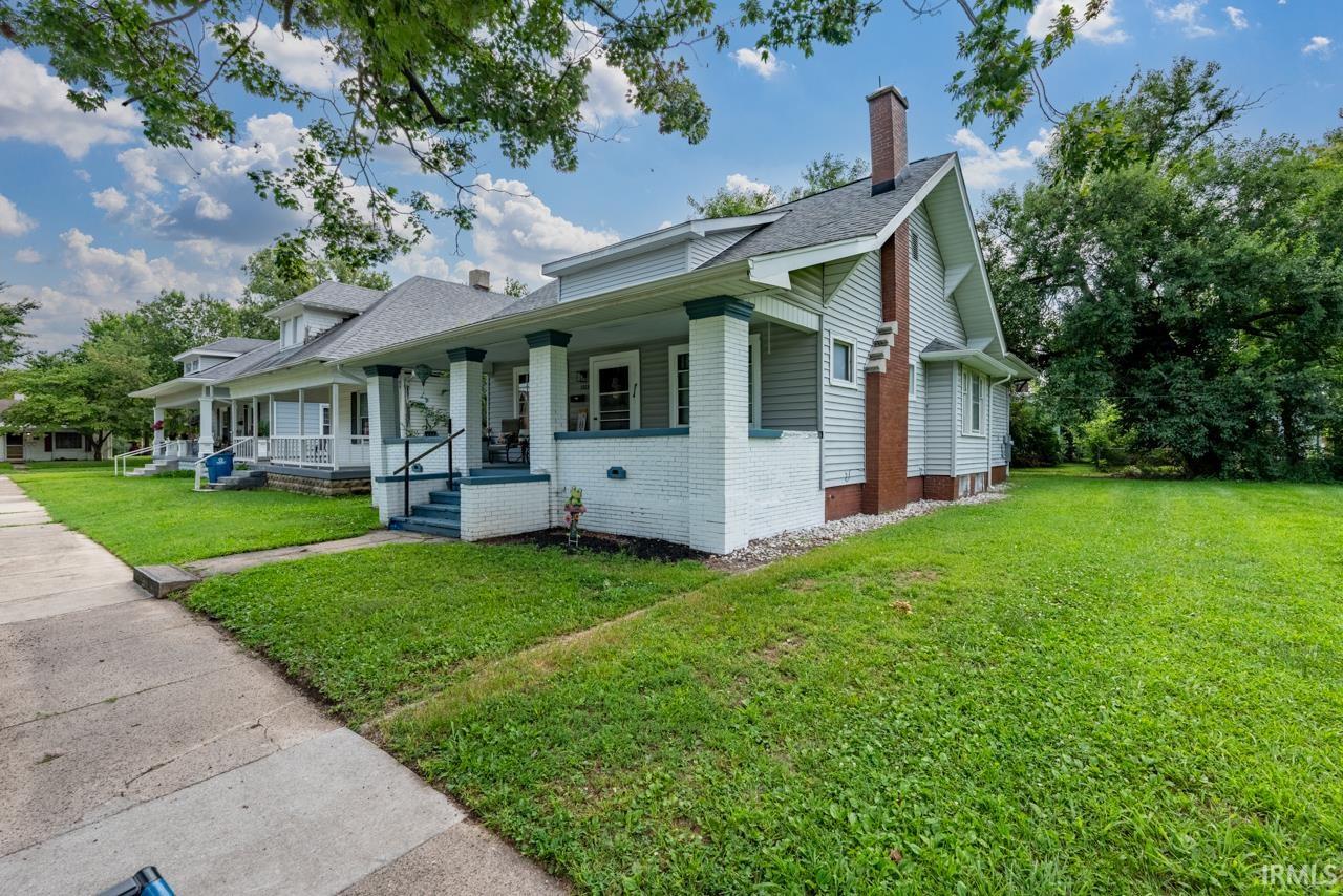 2nd image of 1723 Thompson Ave, Terre Haute, IN 47803 | MLS# 202632173