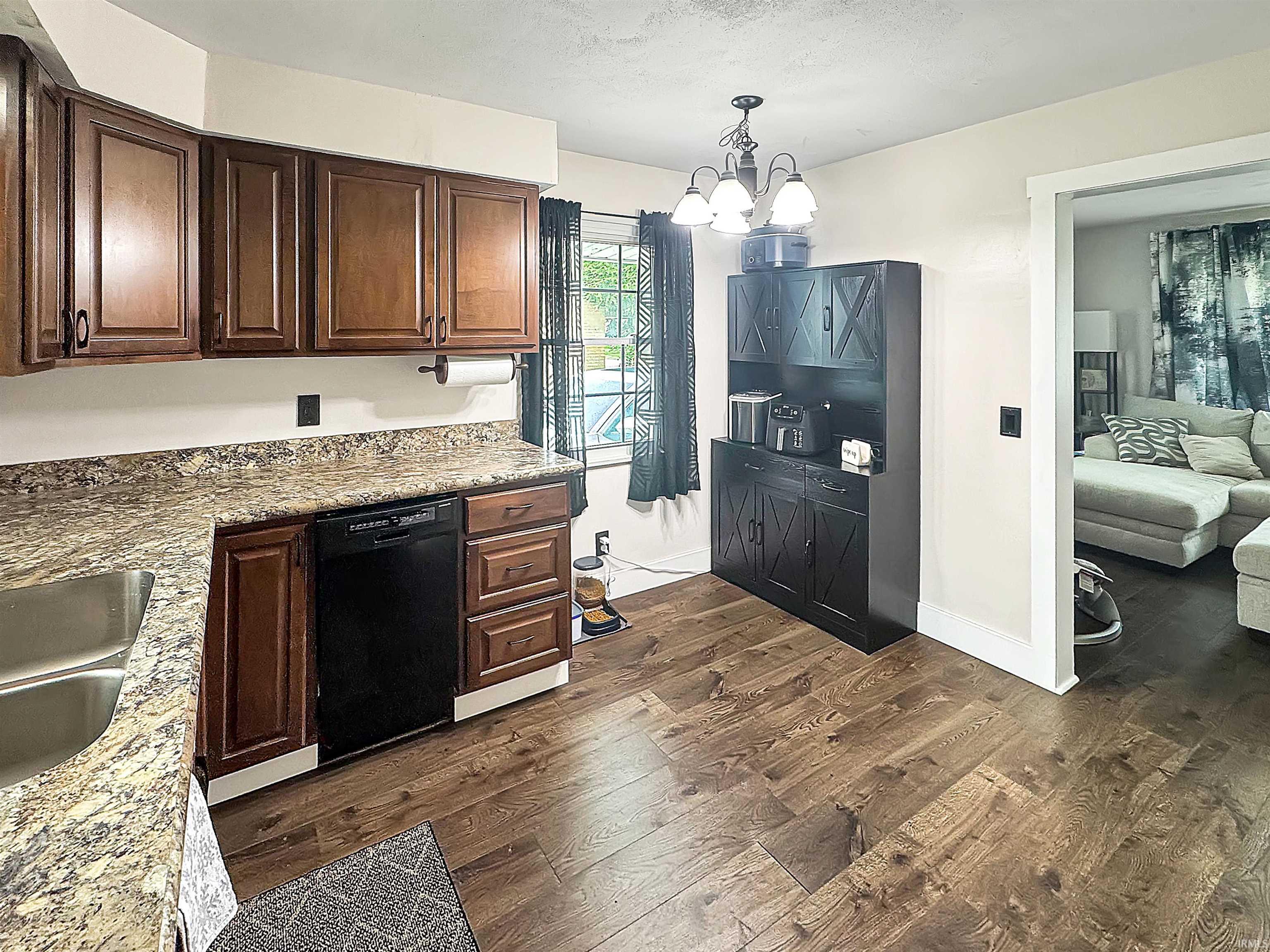 5th image of 2555 N Evans St, Evansville, IN 47711 | MLS# 202632183