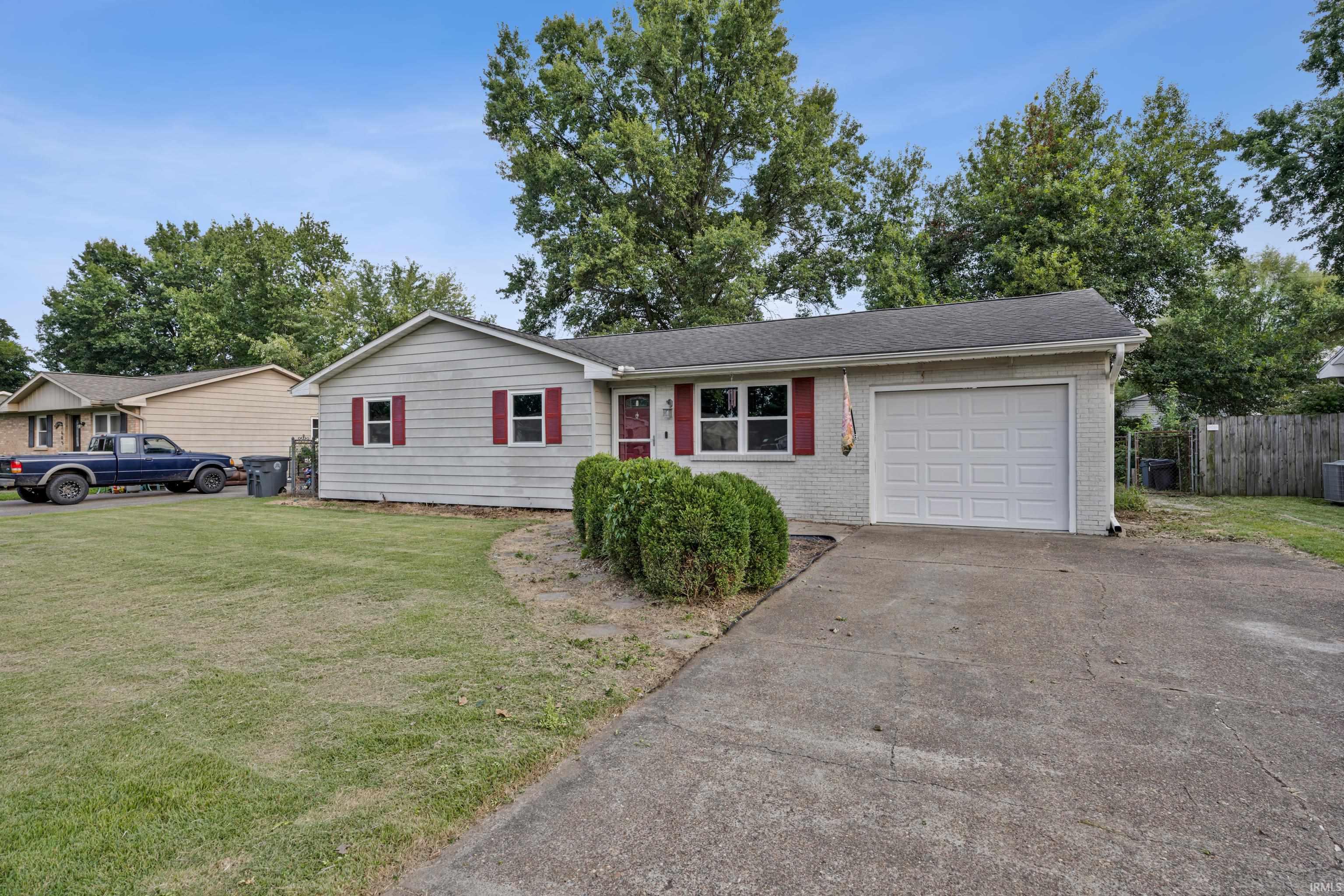 1st image of 7601 E Gum St, Evansville, IN 47715 | MLS# 202632191