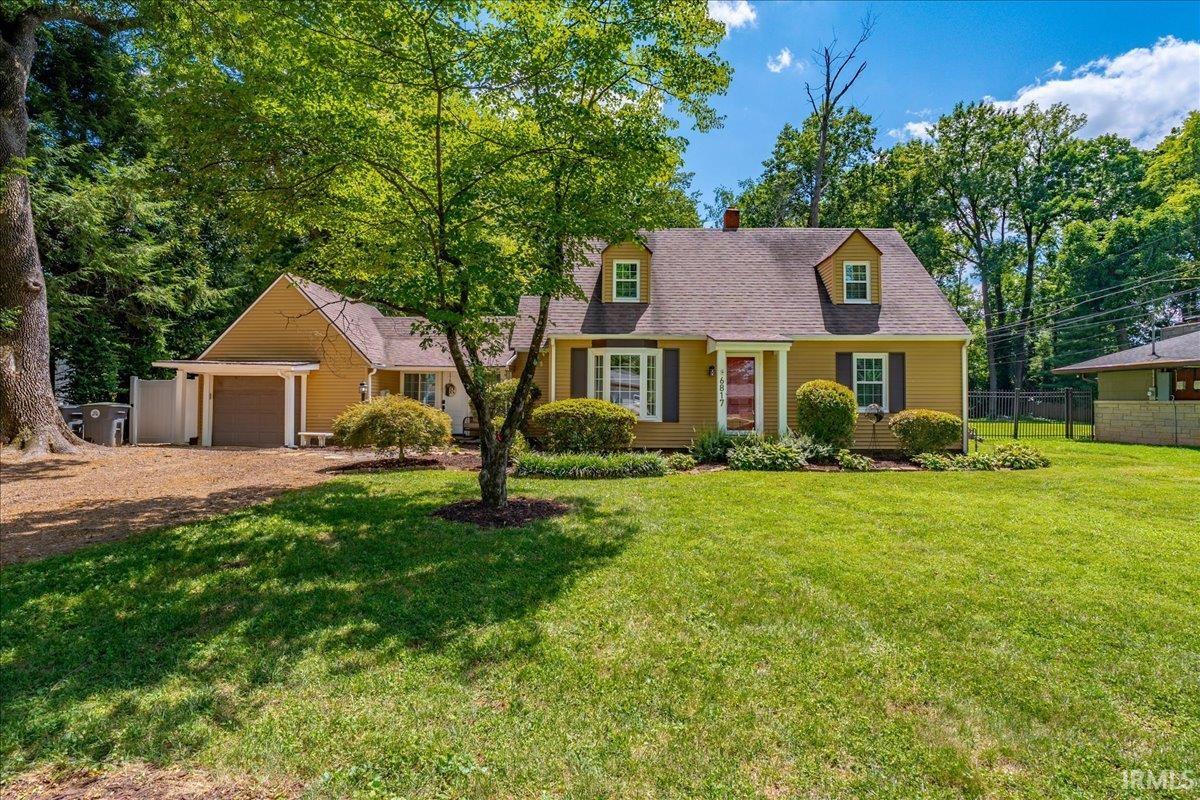 1st image of 6817 Lincoln Ave, Evansville, IN 47715 | MLS# 202632197
