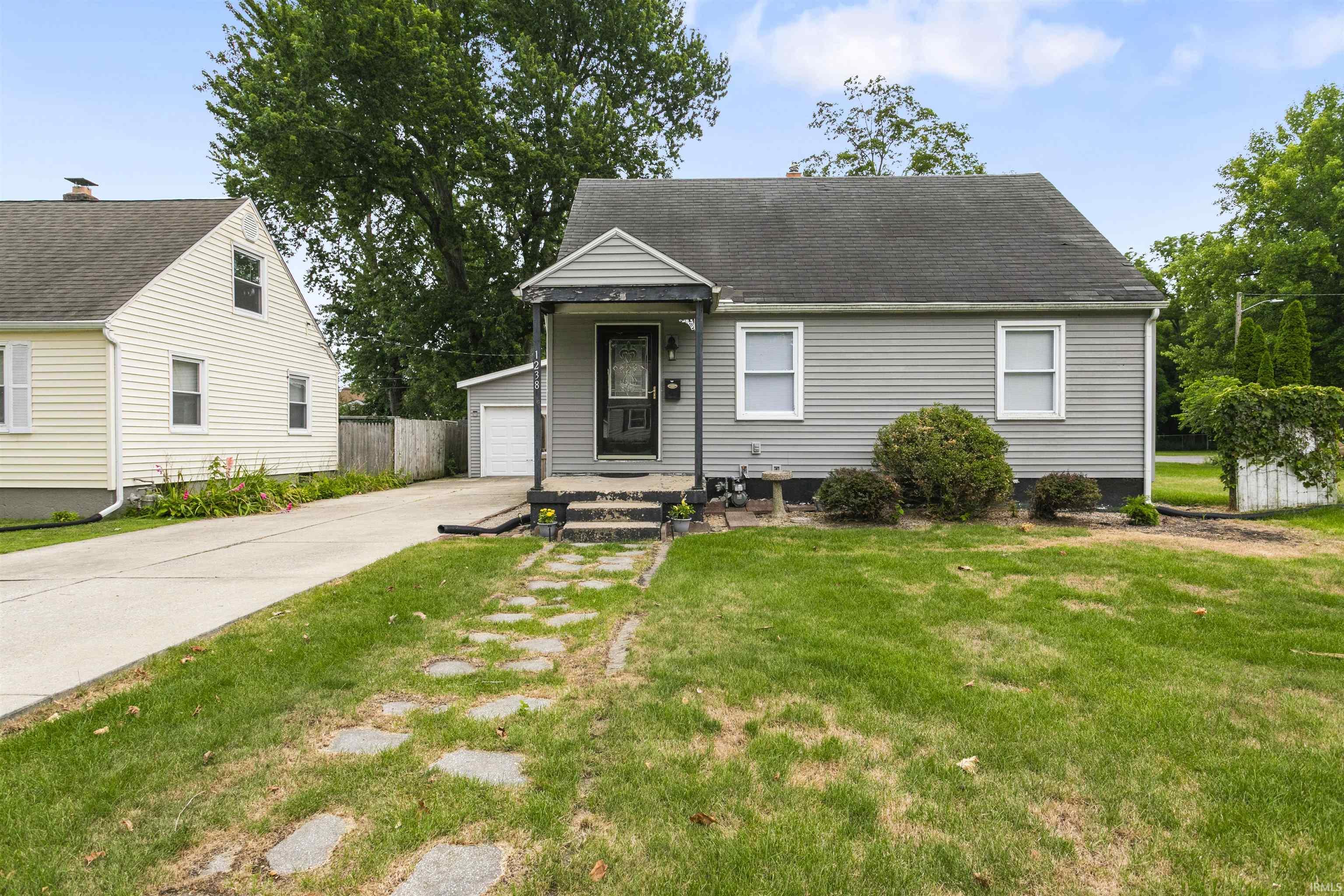 1st image of 1238 Academy Pl, South Bend, IN 46616 | MLS# 202632253