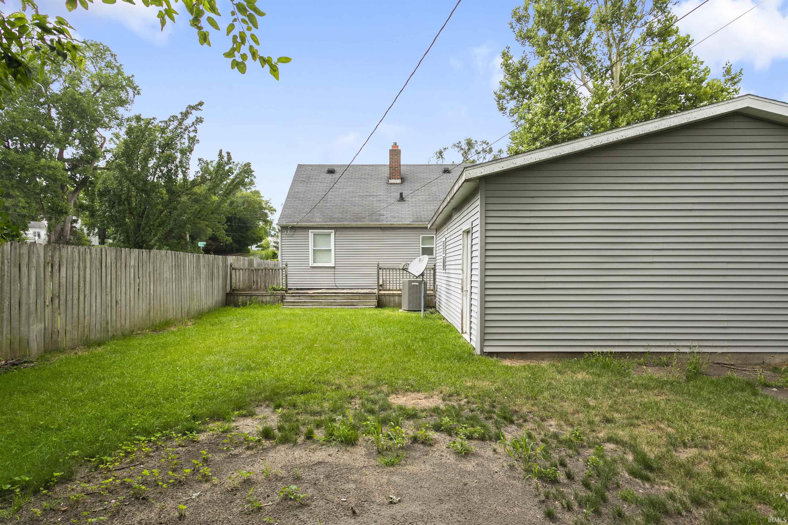 15th image of 1238 Academy Pl, South Bend, IN 46616 | MLS# 202632253