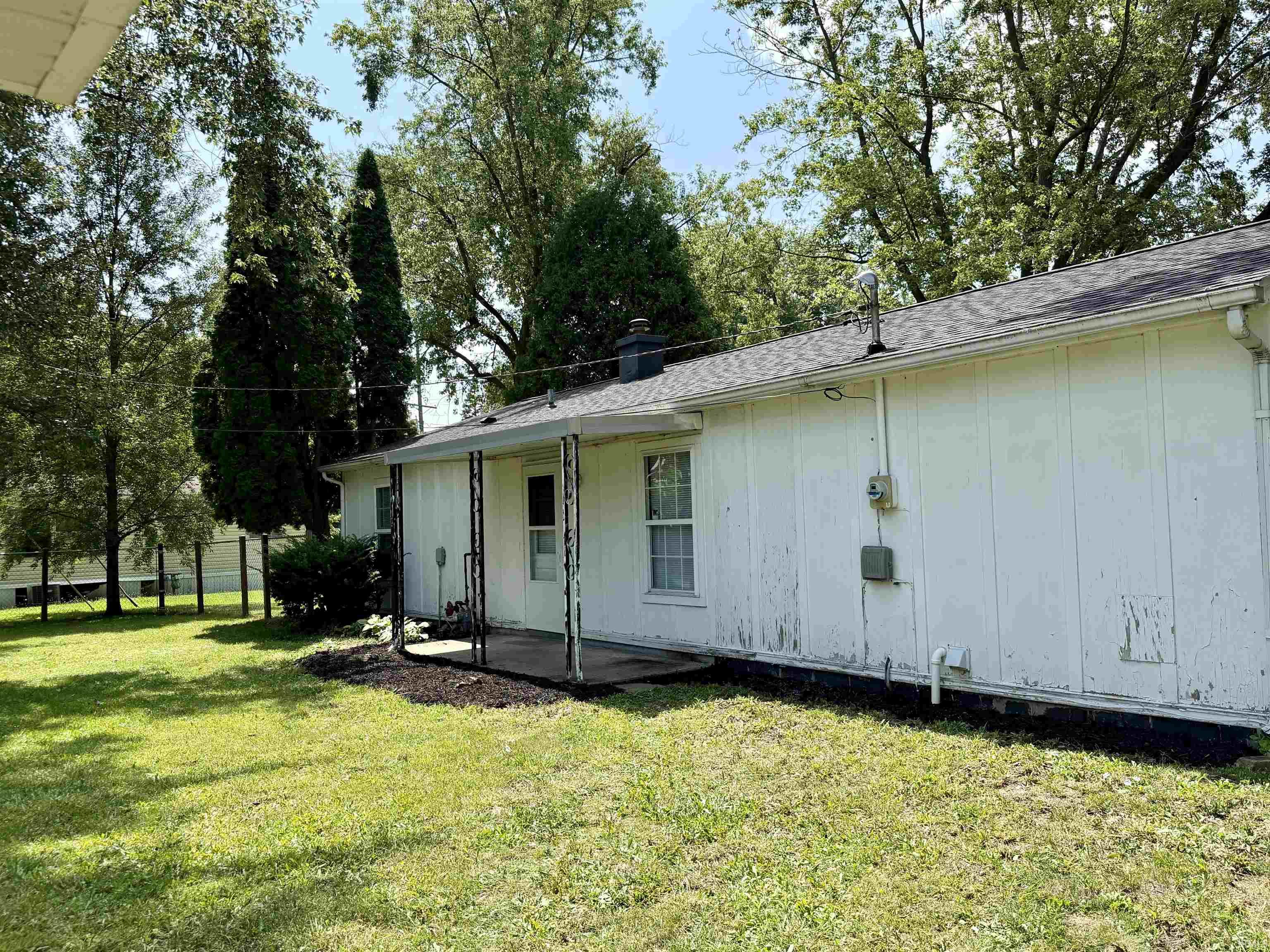 2nd image of 1403 S Miller Ave, Marion, IN 46953 | MLS# 202632269