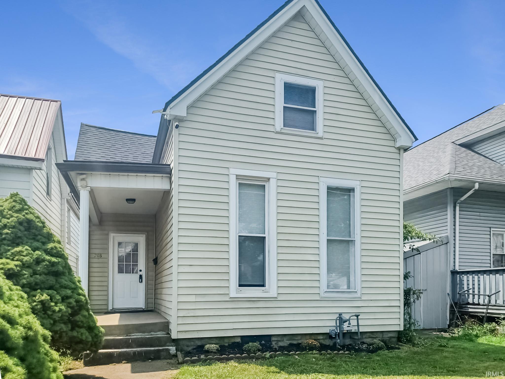 1st image of 218 W Oregon St, Evansville, IN 47710 | MLS# 202632274