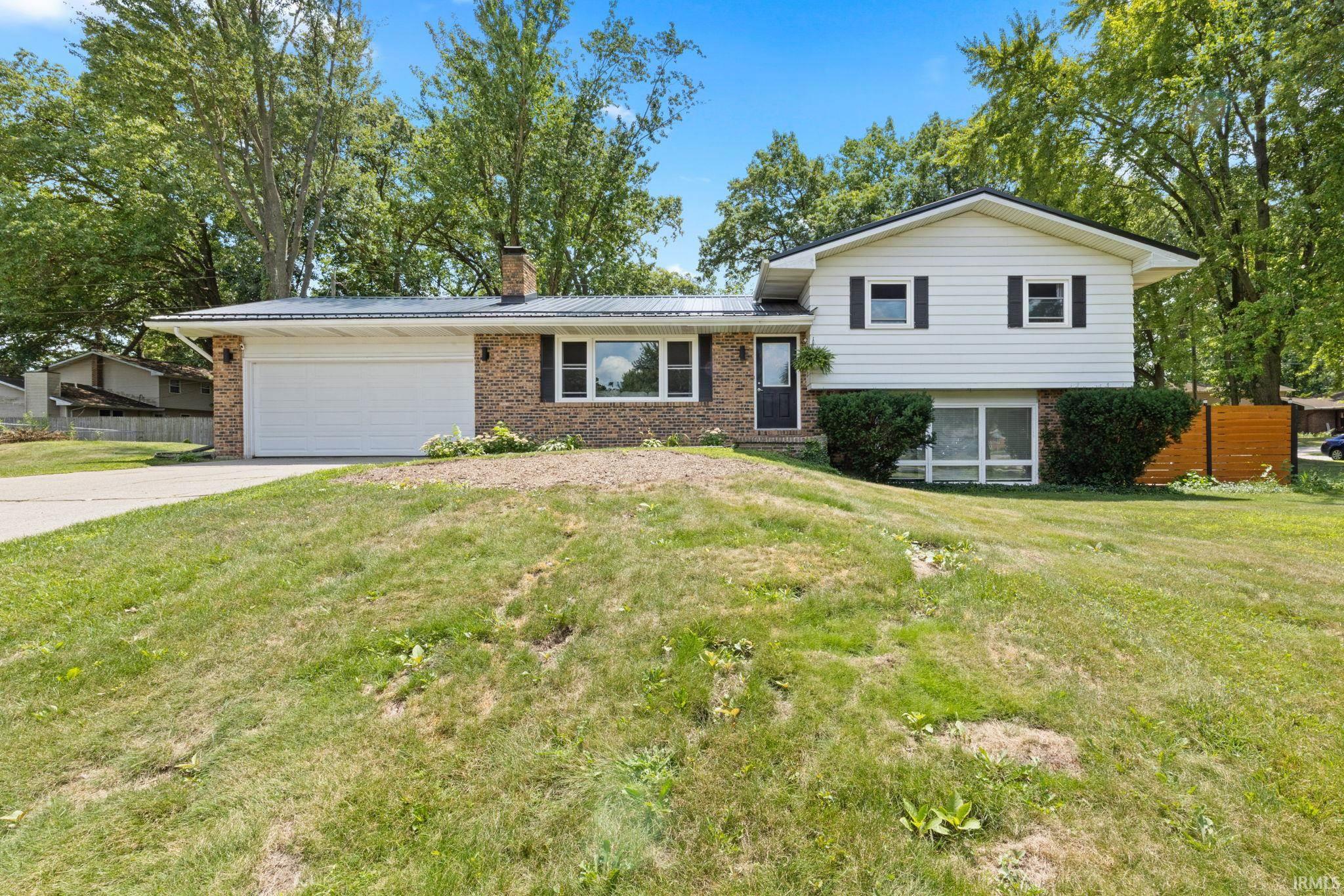 1st image of 23674 Broadway Blvd, Elkhart, IN 46516 | MLS# 202632283