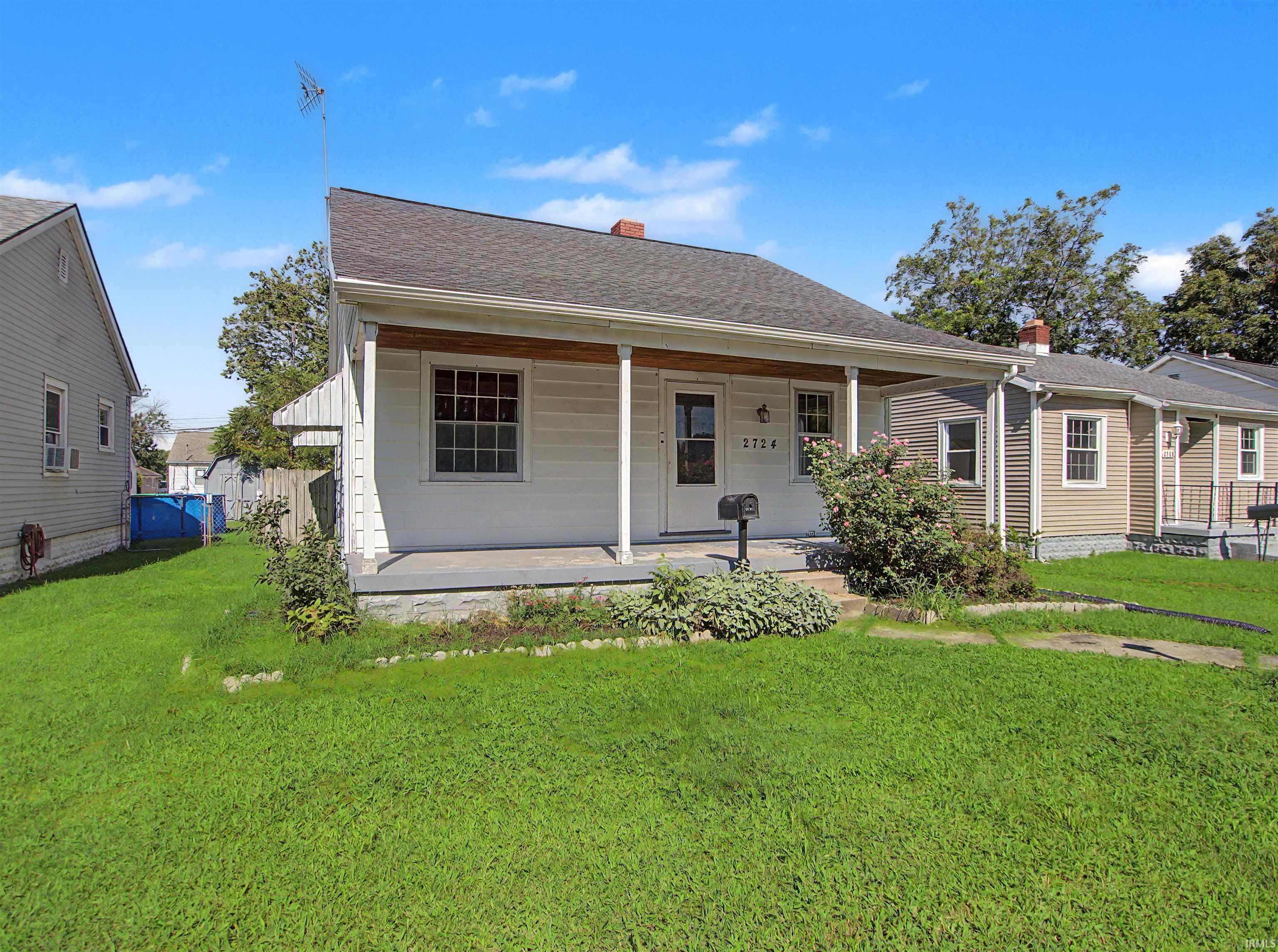 2nd image of 2724 Oakley St, Evansville, IN 47710 | MLS# 202632285