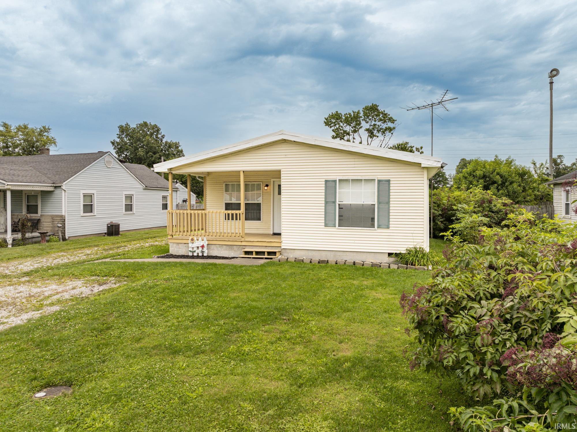 2nd image of 1602 S Biltmore Ave, Muncie, IN 47302 | MLS# 202632307
