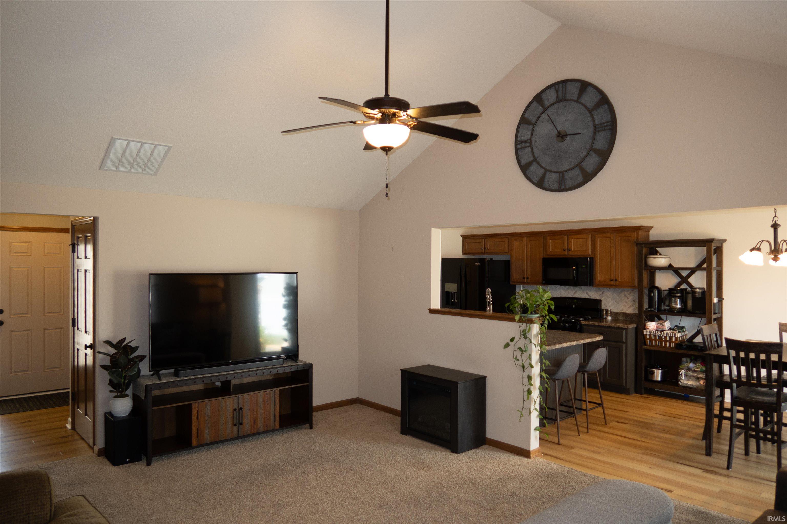4th image of 106 Tamarack Dr, Wakarusa, IN 46573 | MLS# 202632314