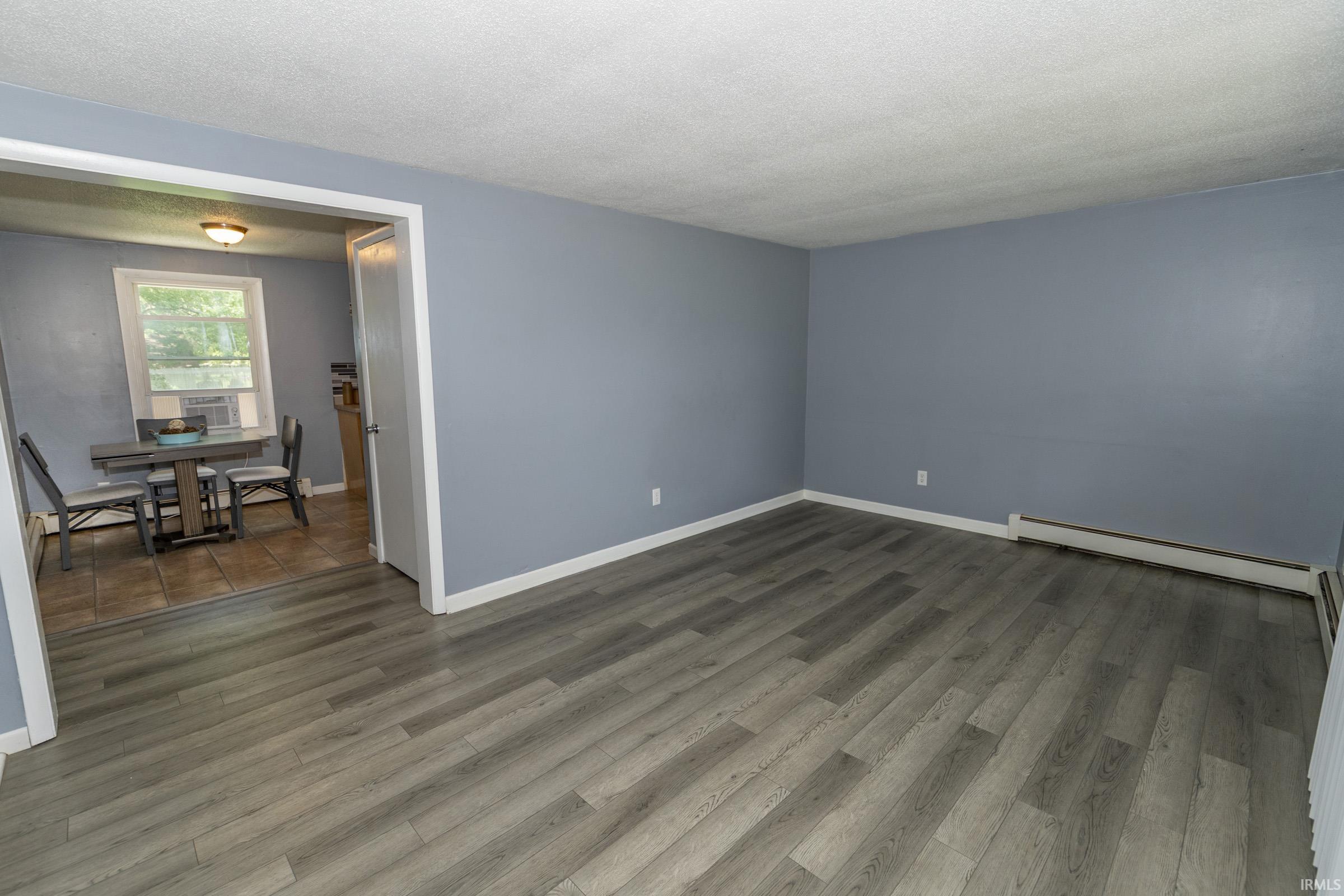 4th image of 52035 County Road 9, Elkhart, IN 46514 | MLS# 202632325