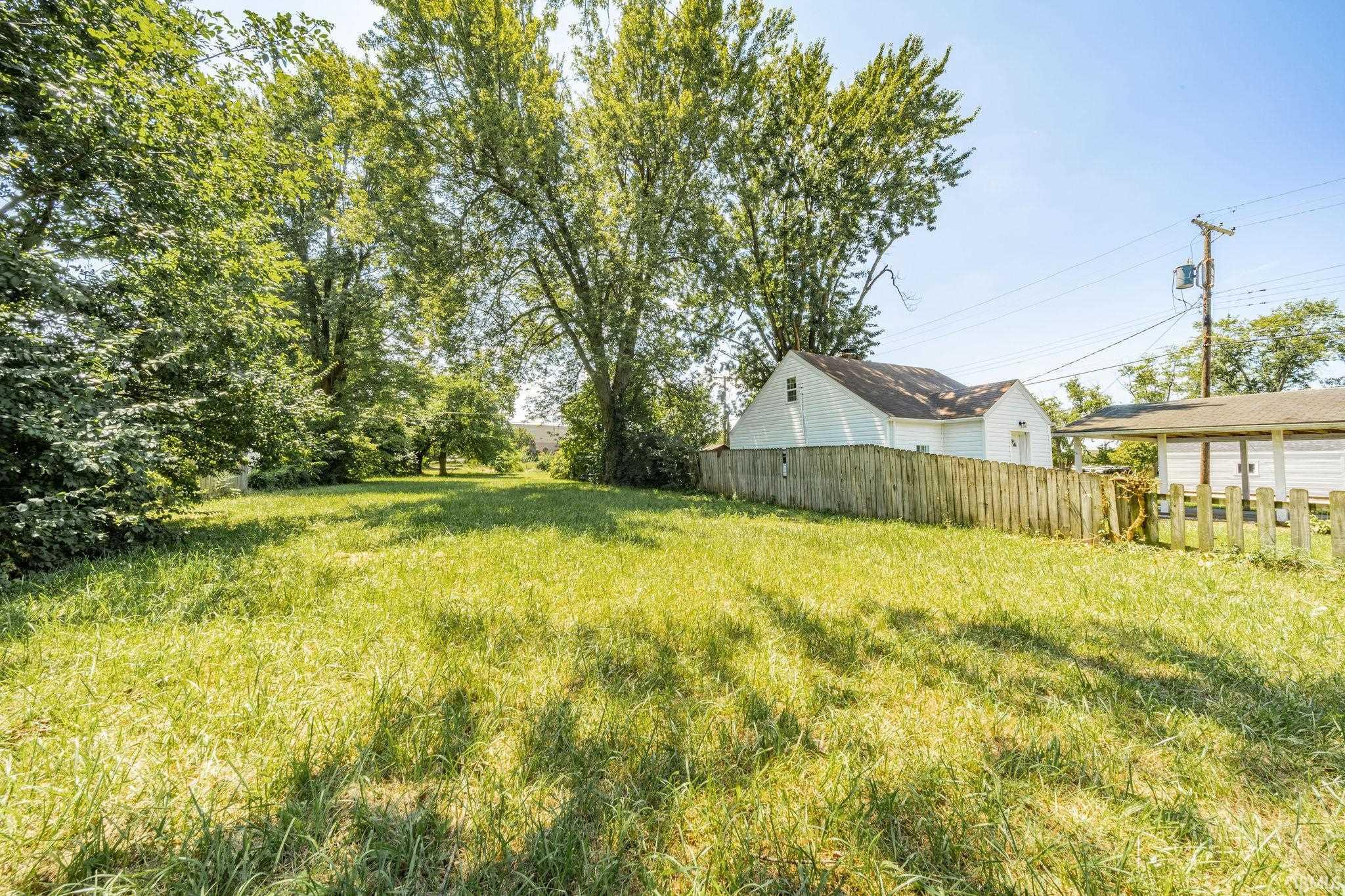 2nd image of 111 E Berkley Ave, Muncie, IN 47303 | MLS# 202632345