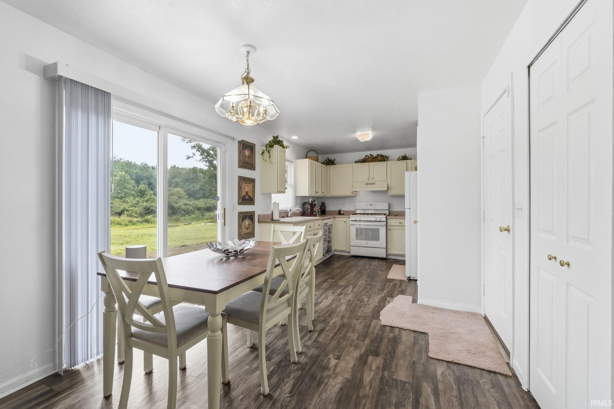 3rd image of 26642 Sturdy Oak Dr, Elkhart, IN 46514 | MLS# 202632366