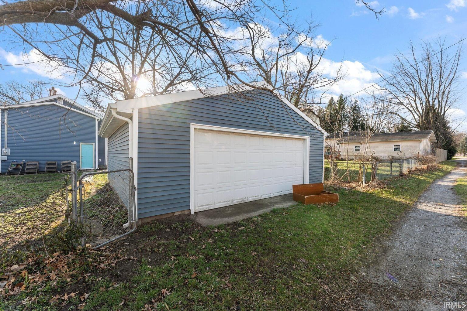 23rd image of 2852 Clay St, Lake Station, IN 46405 | MLS# 202632367