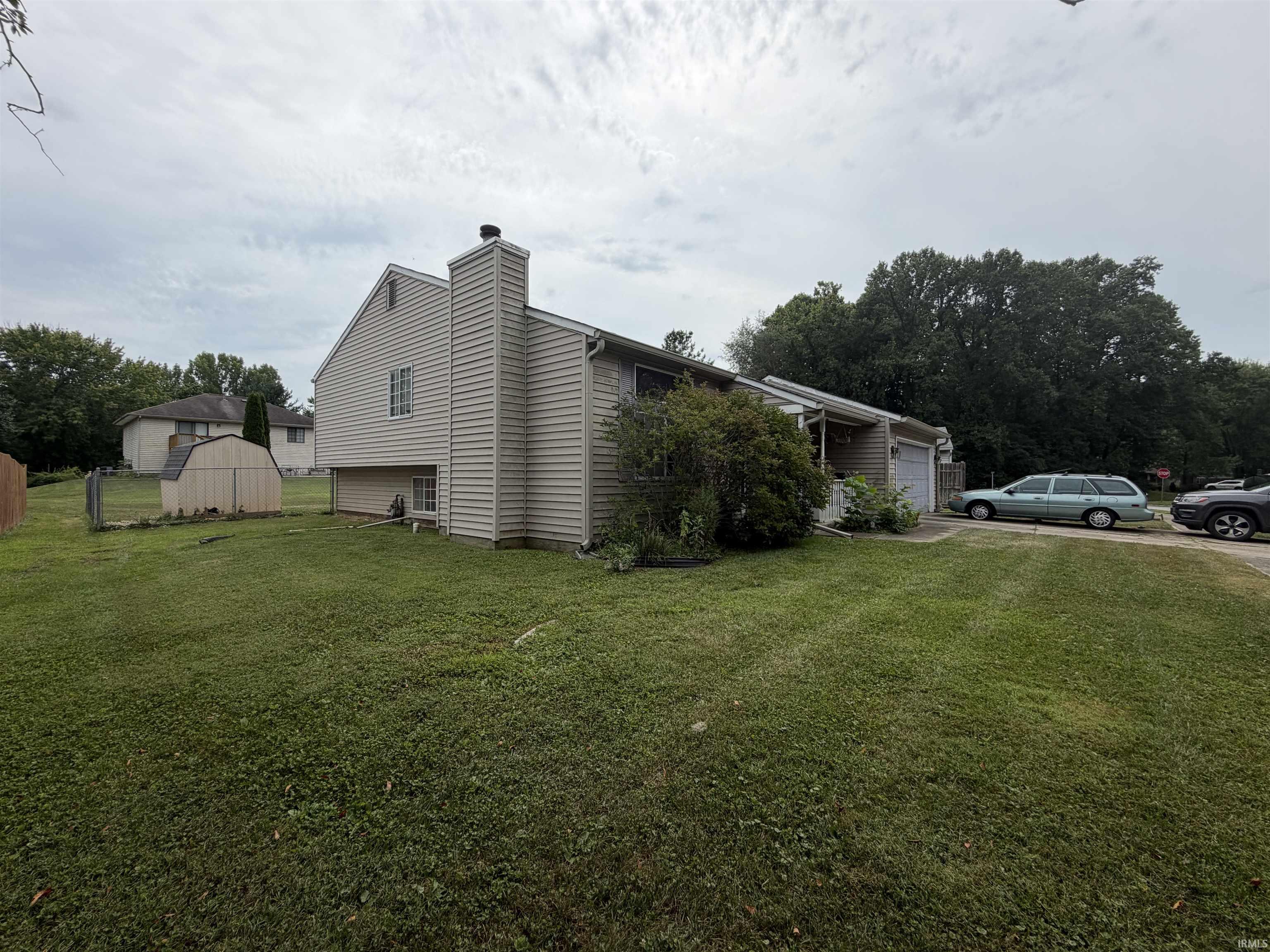 2nd image of 3419 W Fox Trail Ct, Bloomington, IN 47403 | MLS# 202632390