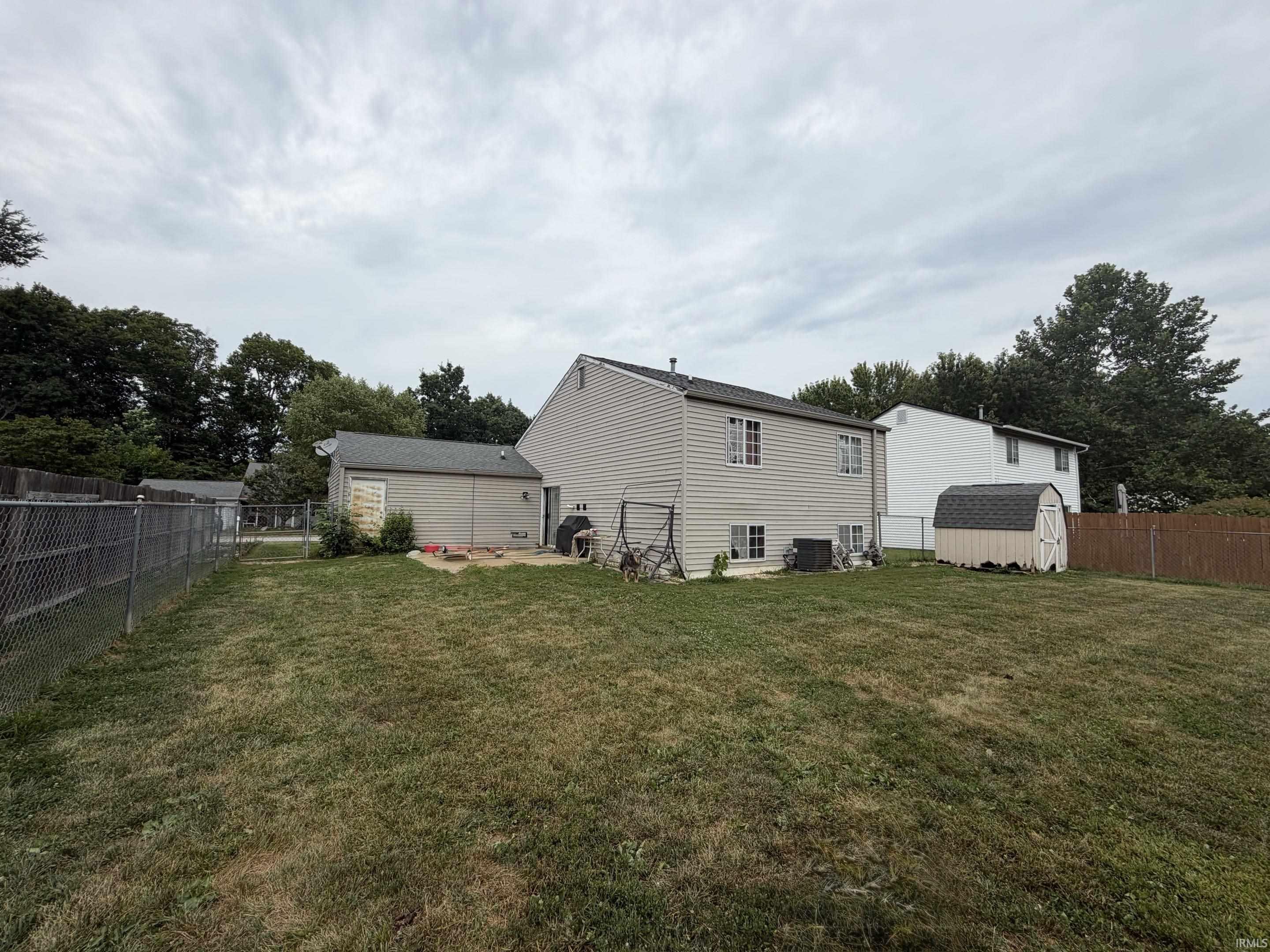 3rd image of 3419 W Fox Trail Ct, Bloomington, IN 47403 | MLS# 202632390
