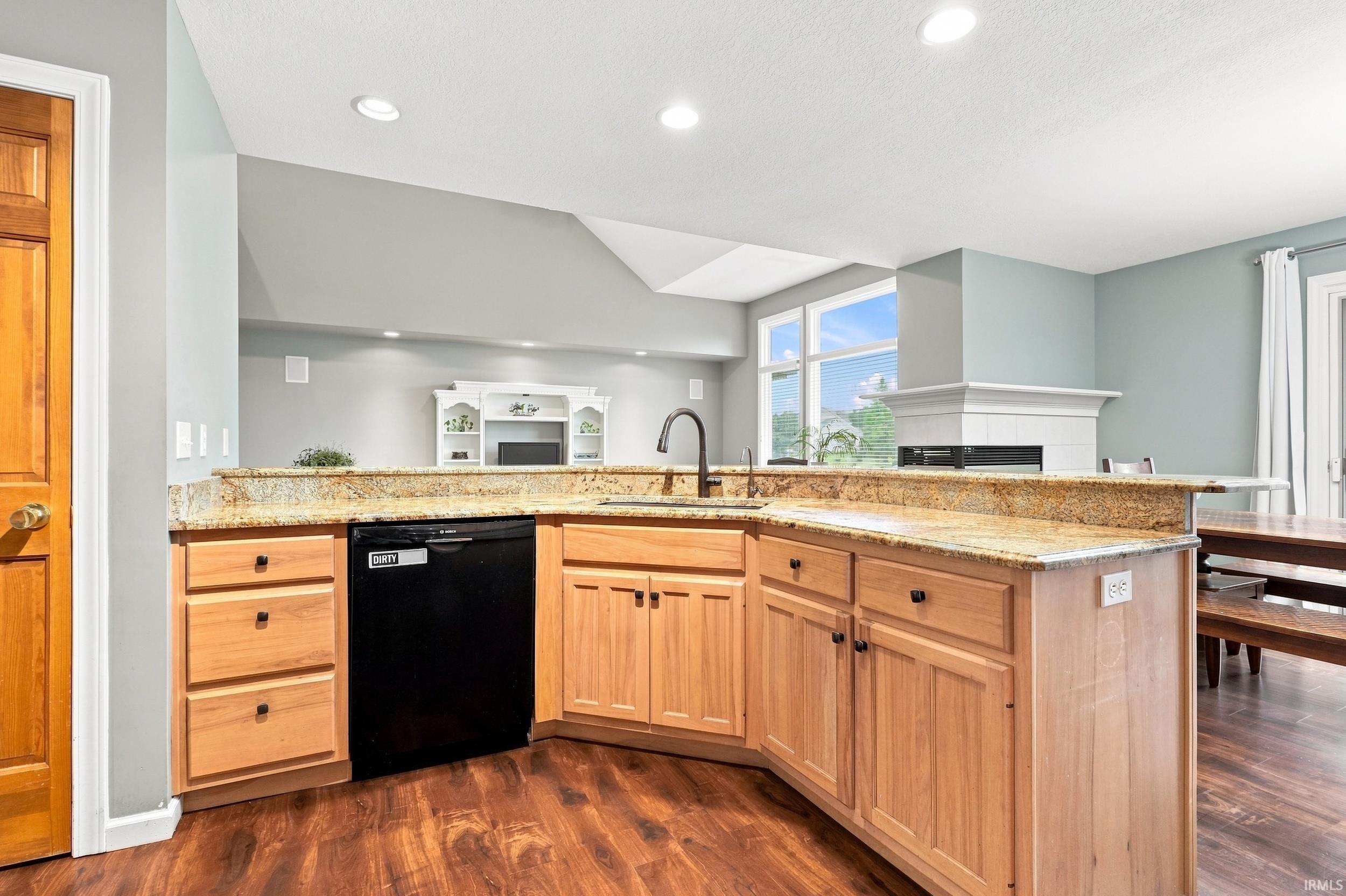 Photo 2 of Manufactured home for sale at 12811 Crystal Crk Pkwy, Fort Wayne, IN 46845 | MLS# 202632402 | Listing updated on 2026-09-22