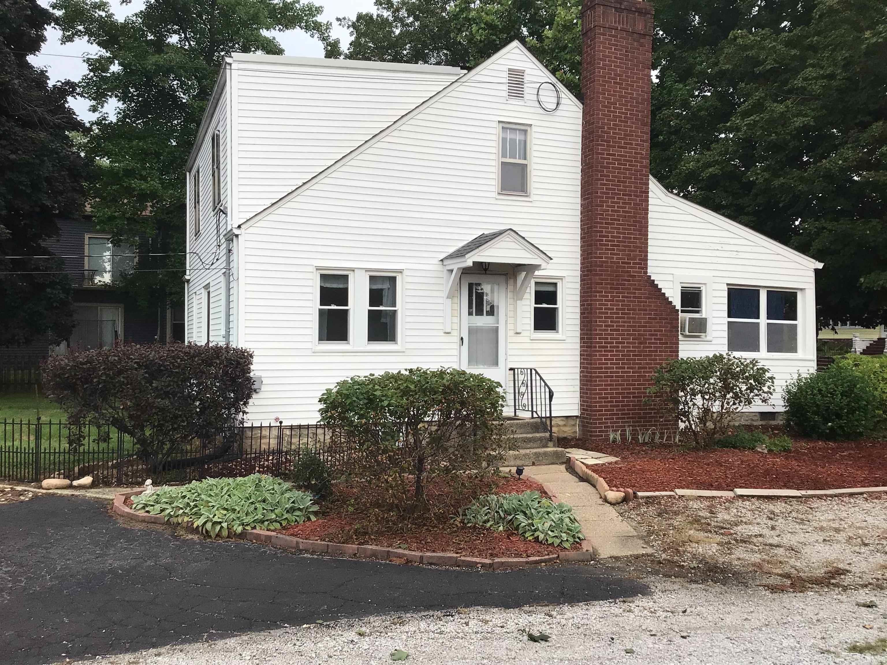 2nd image of 315 N Market St, Winamac, IN 46996 | MLS# 202632432