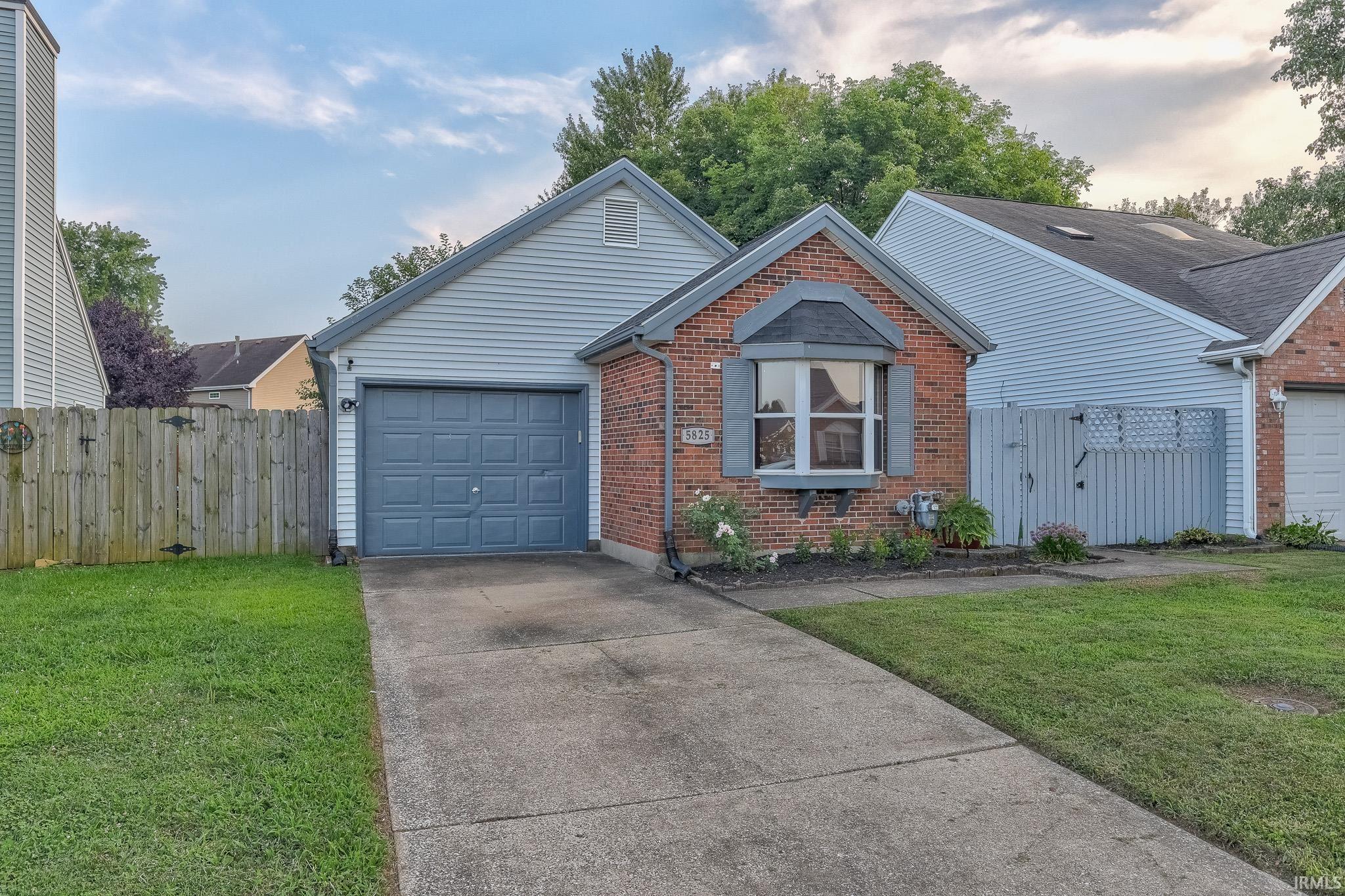 2nd image of 5825 Crossfield Dr, Evansville, IN 47715 | MLS# 202632452