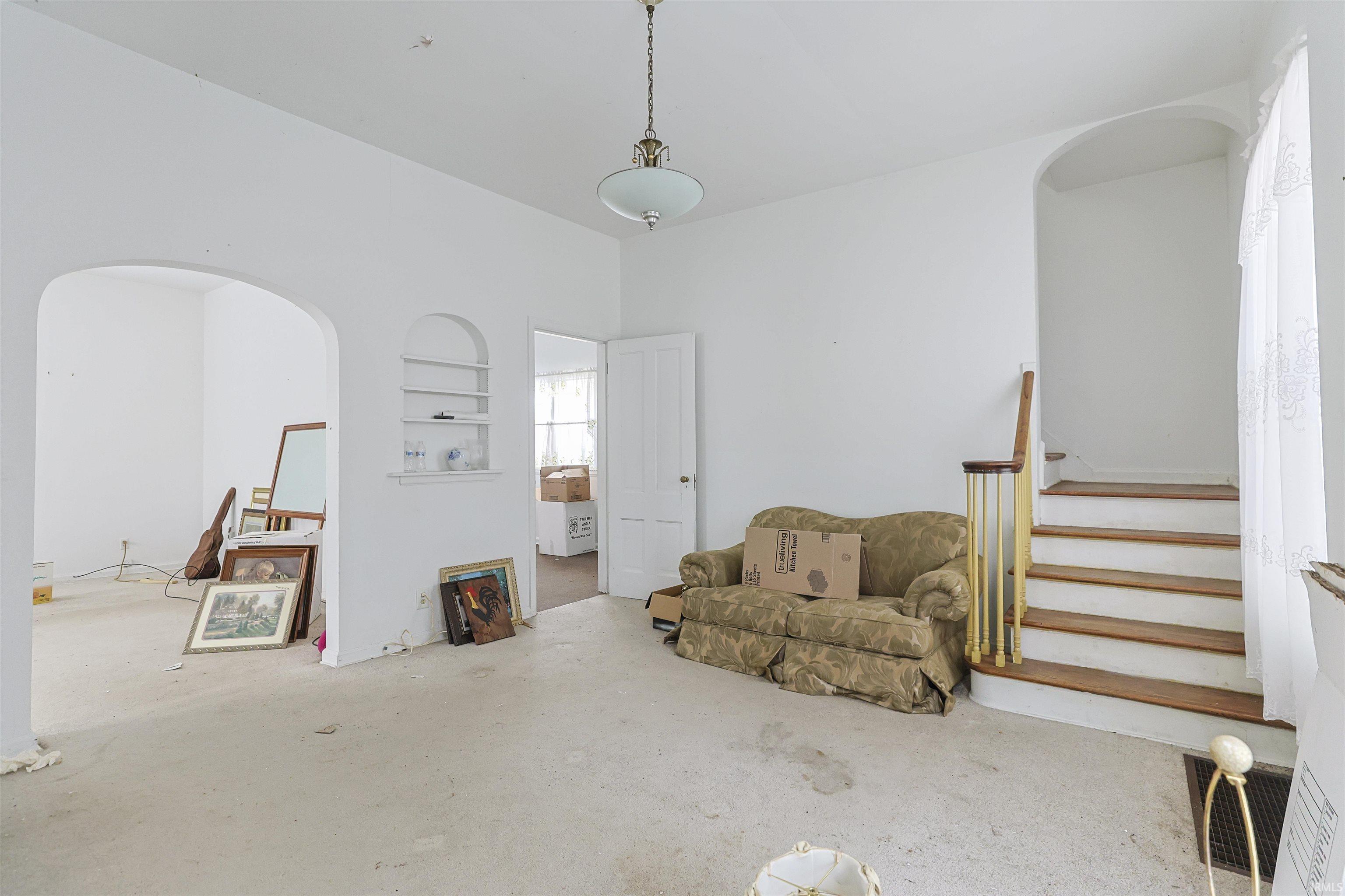 2nd image of 415 Lincoln Wy, South Bend, IN 46601 | MLS# 202632475