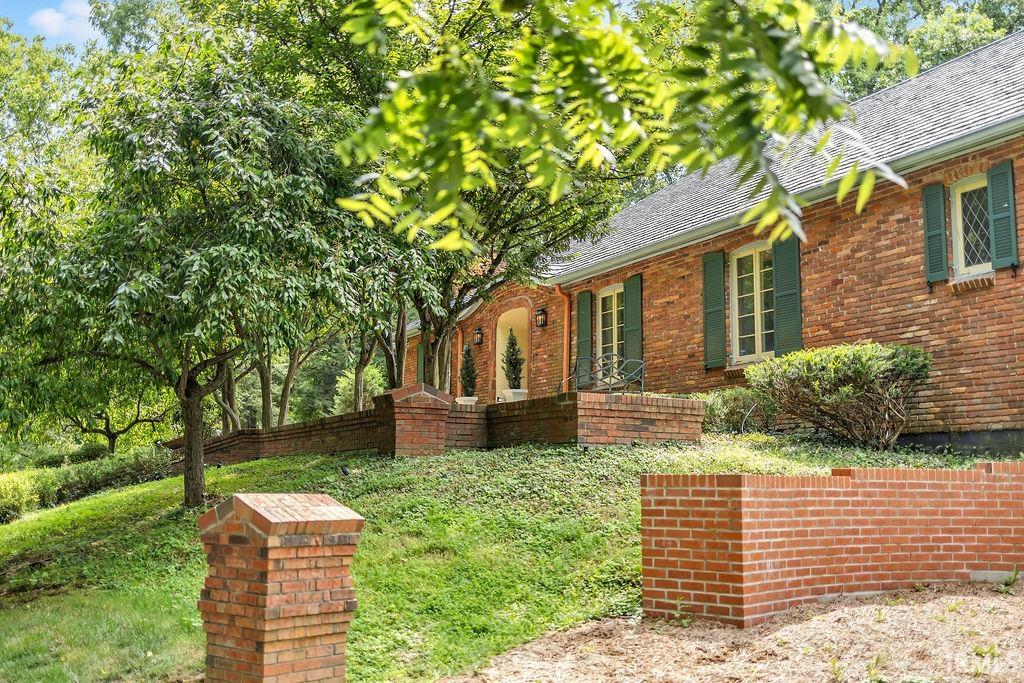 4th image of 648 S Woodscrest Dr, Bloomington, IN 47401 | MLS# 202632509