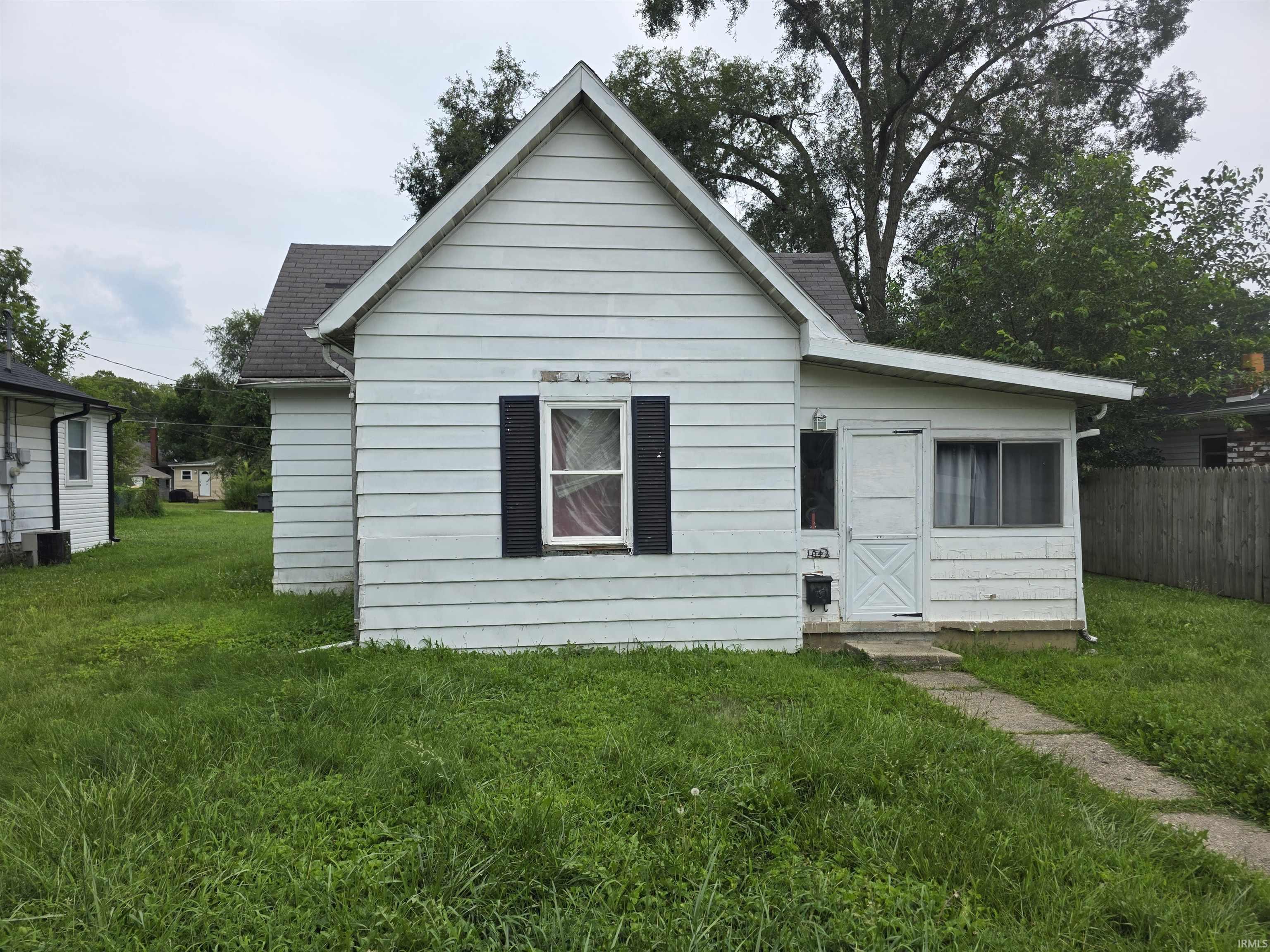 1st image of 1042 S Indiana Ave, Kokomo, IN 46902 | MLS# 202632521
