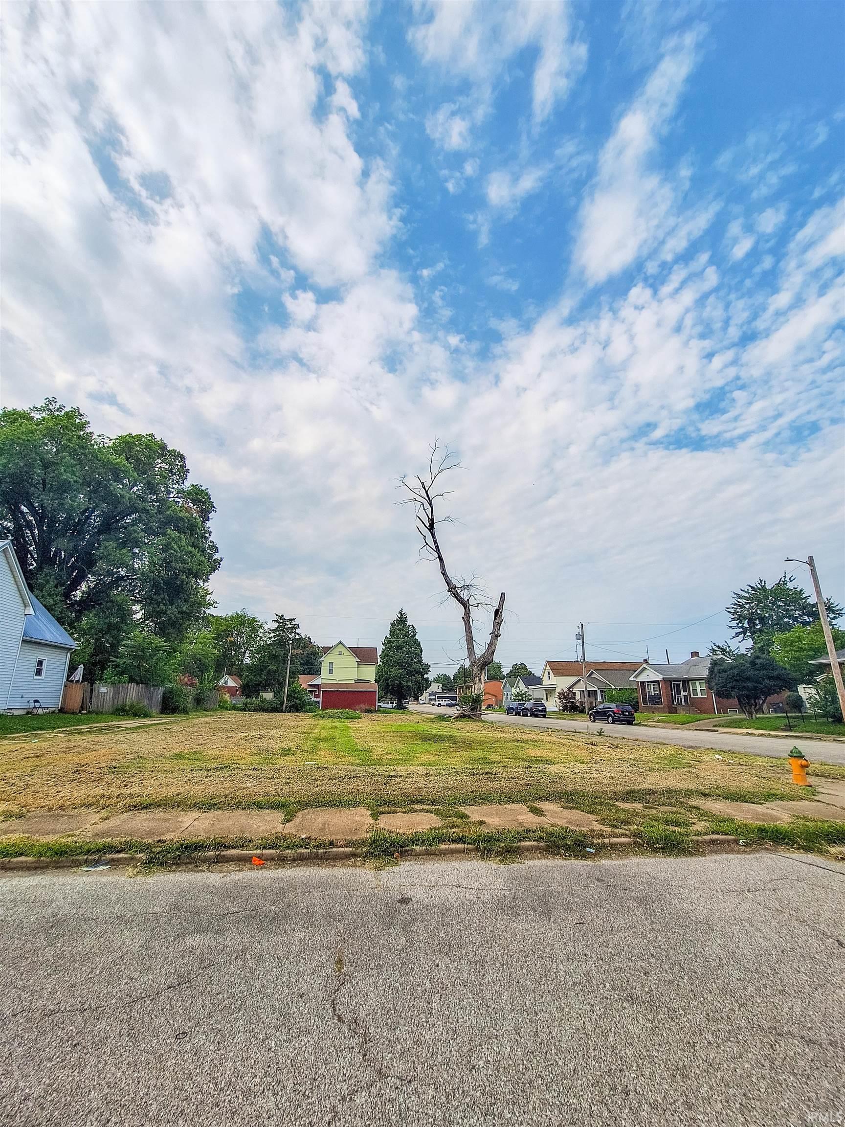 1st image of 1003 W Iowa St, Evansville, IN 47710 | MLS# 202632566