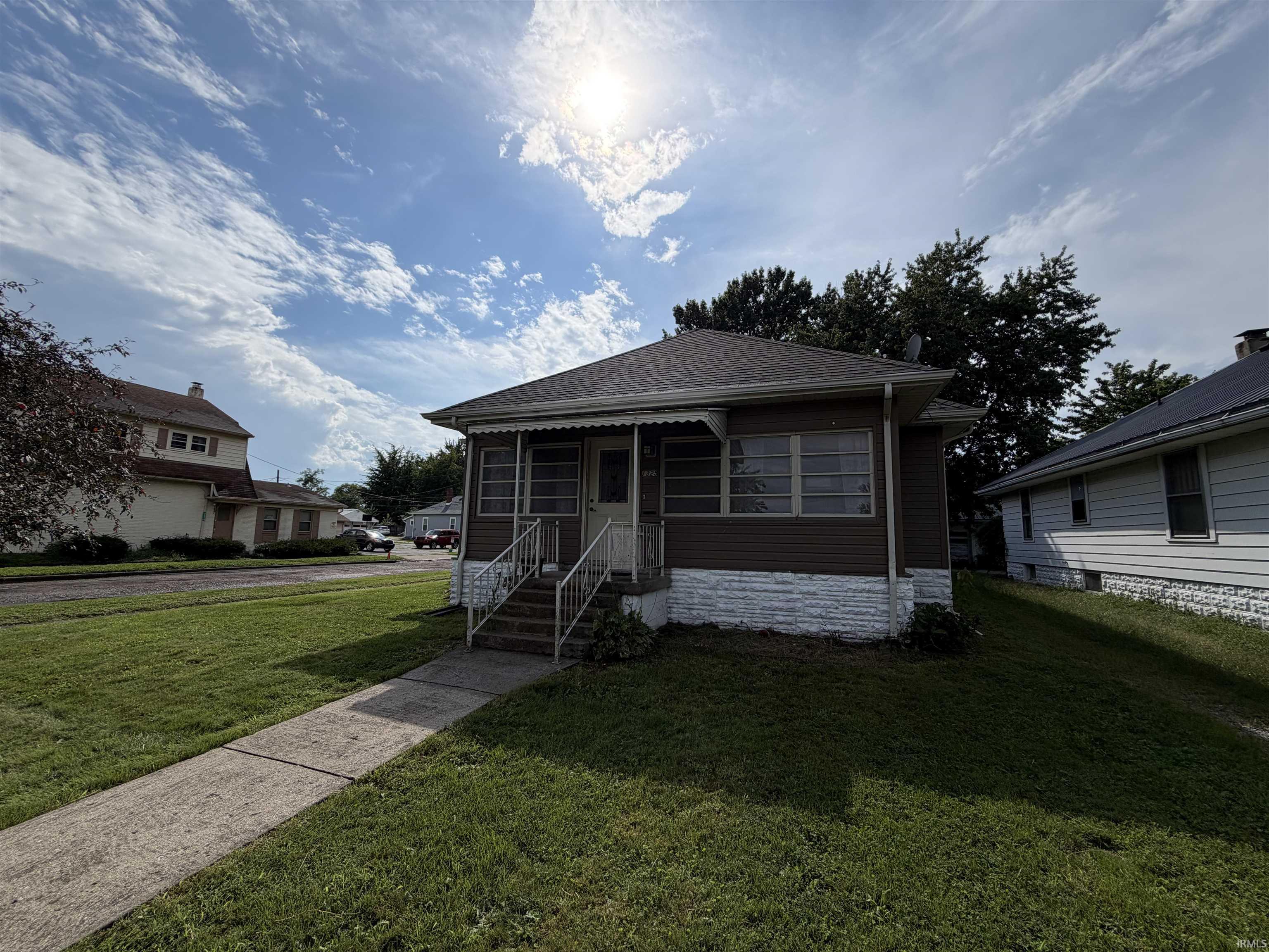 2nd image of 1325 S Courtland Ave, Kokomo, IN 46902 | MLS# 202632570