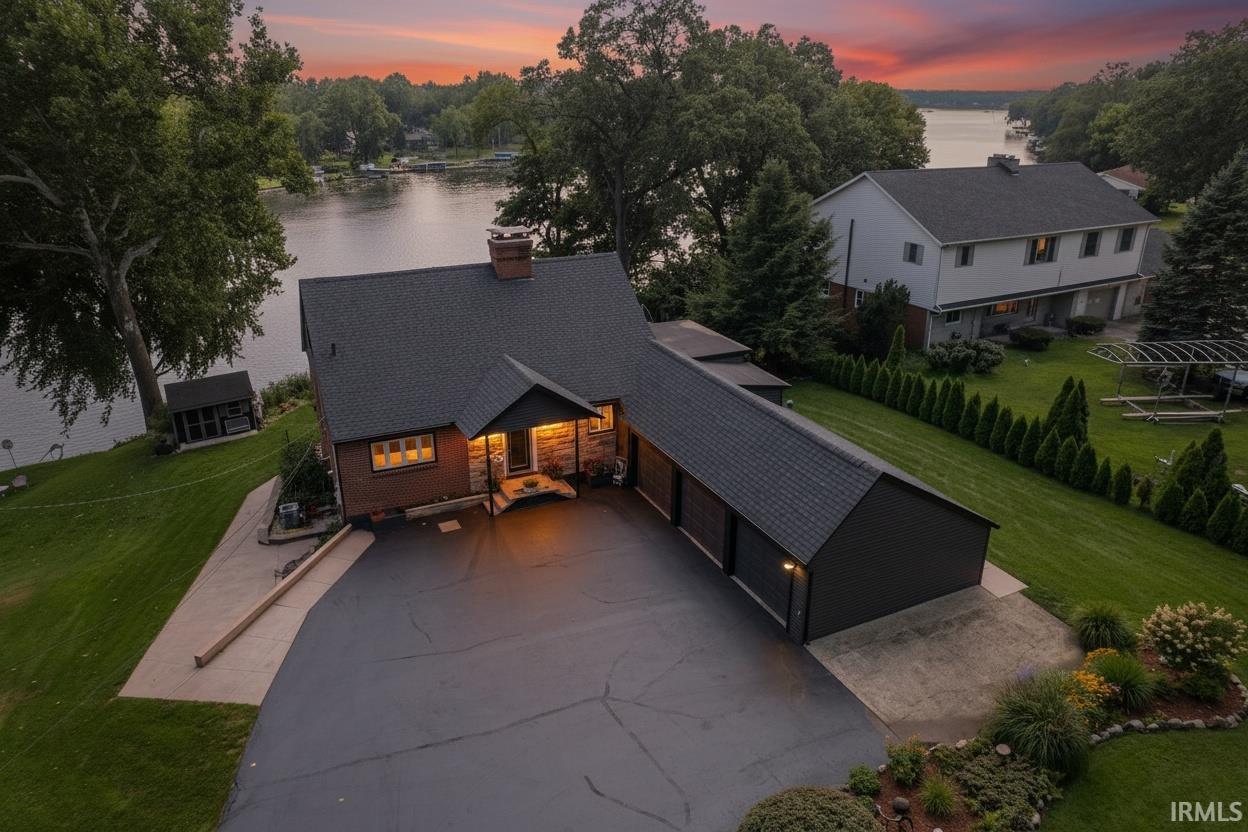 1st image of 10098 Jefferson Rd, Osceola, IN 46561 | MLS# 202632571