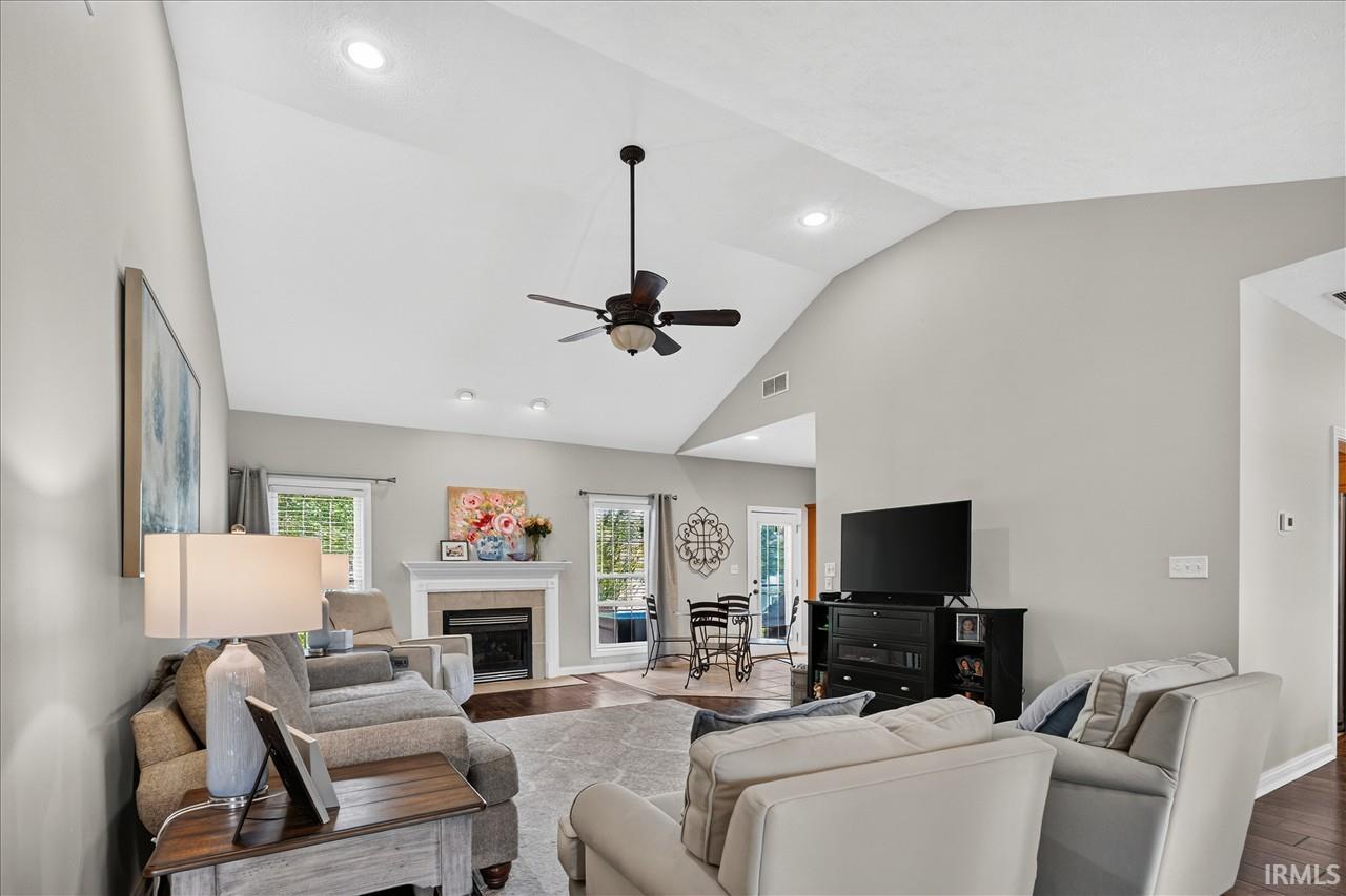 3rd image of 6041 Delk Dr, Evansville, IN 47711 | MLS# 202632578