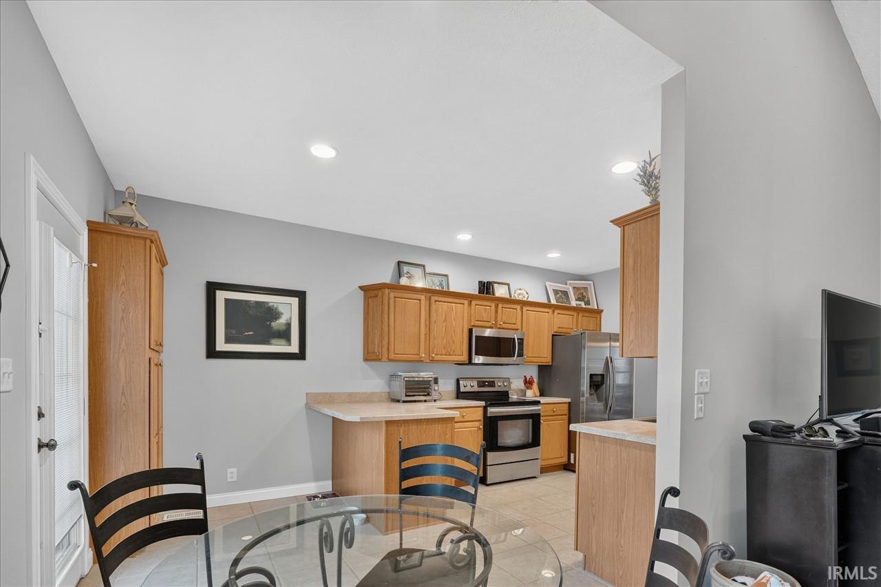 5th image of 6041 Delk Dr, Evansville, IN 47711 | MLS# 202632578