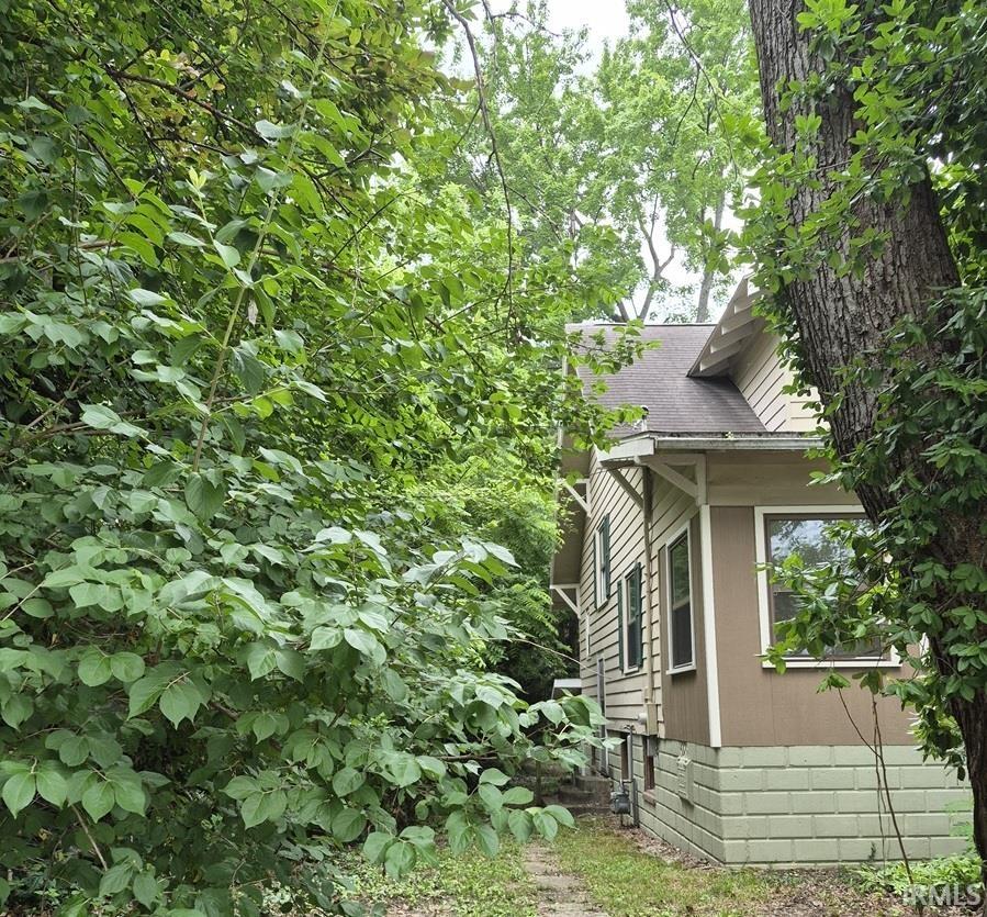 3rd image of 408 N 8Th St, Petersburg, IN 47567 | MLS# 202632614