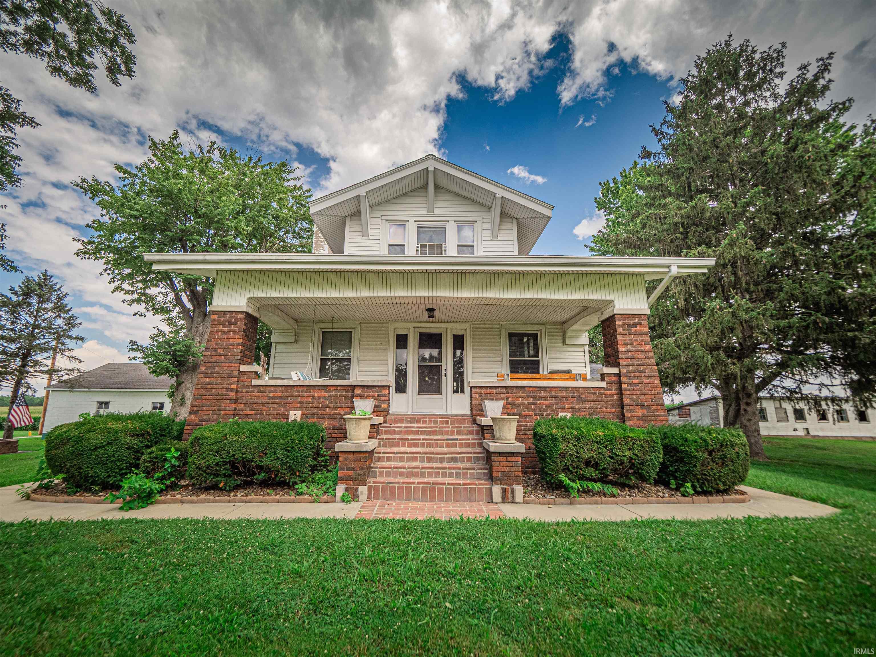1st image of 301 W Inglefield Rd, Darmstadt, IN 47725 | MLS# 202632626