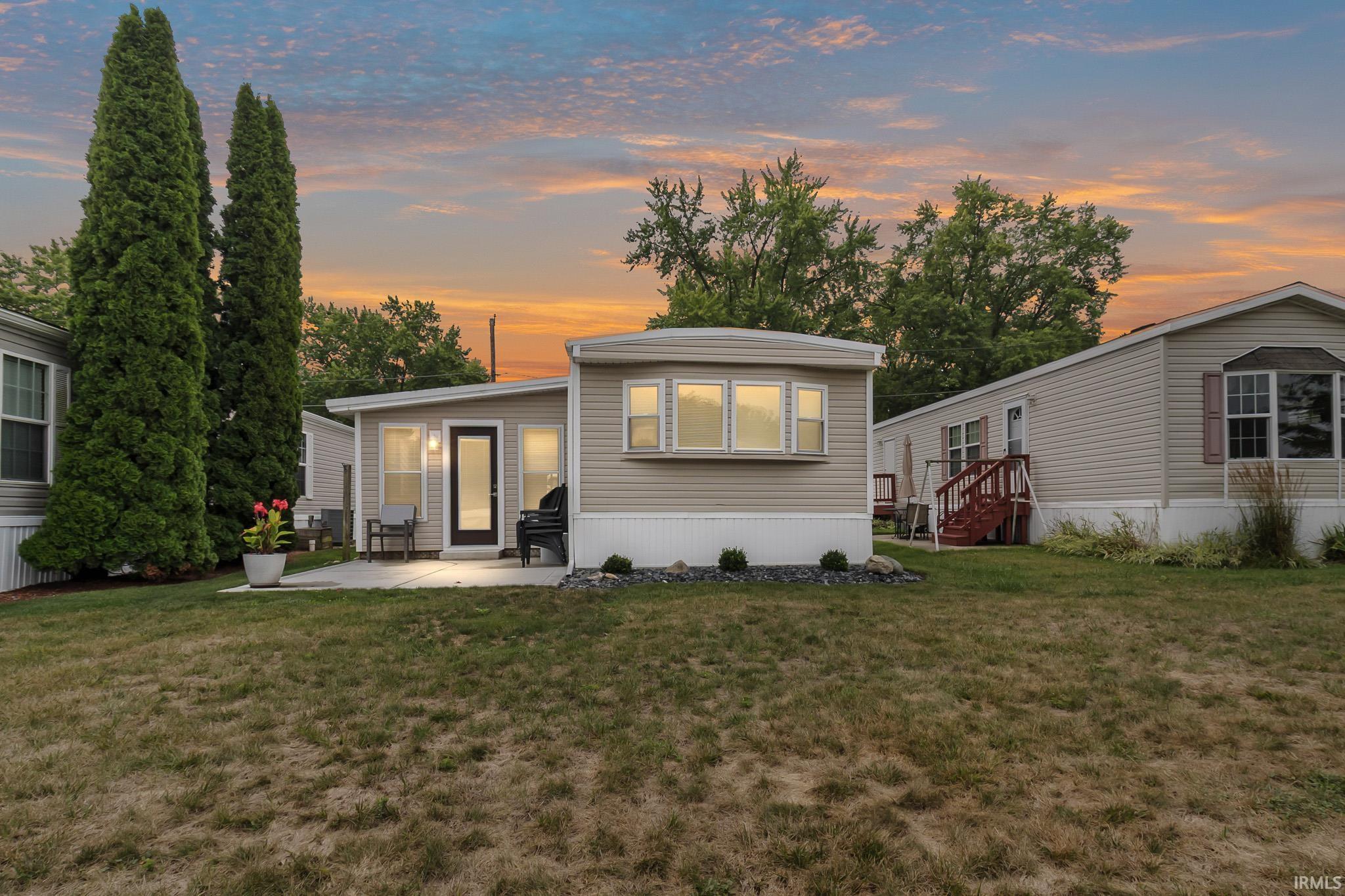2nd image of 215 Lane 101a Hamilton Lake #37, Hamilton, IN 46742 | MLS# 202632627