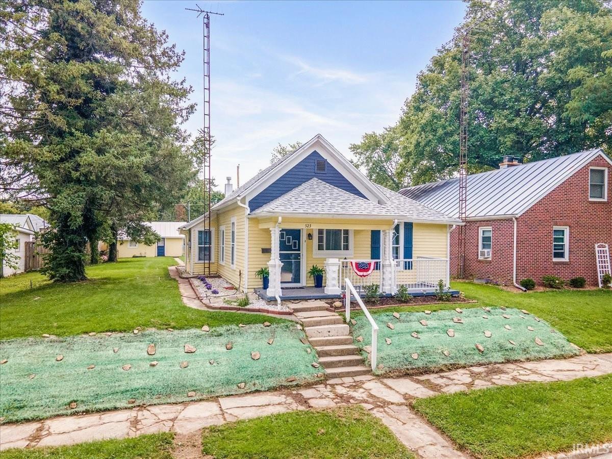 2nd image of 523 S Richmond St, Winchester, IN 47394 | MLS# 202632642