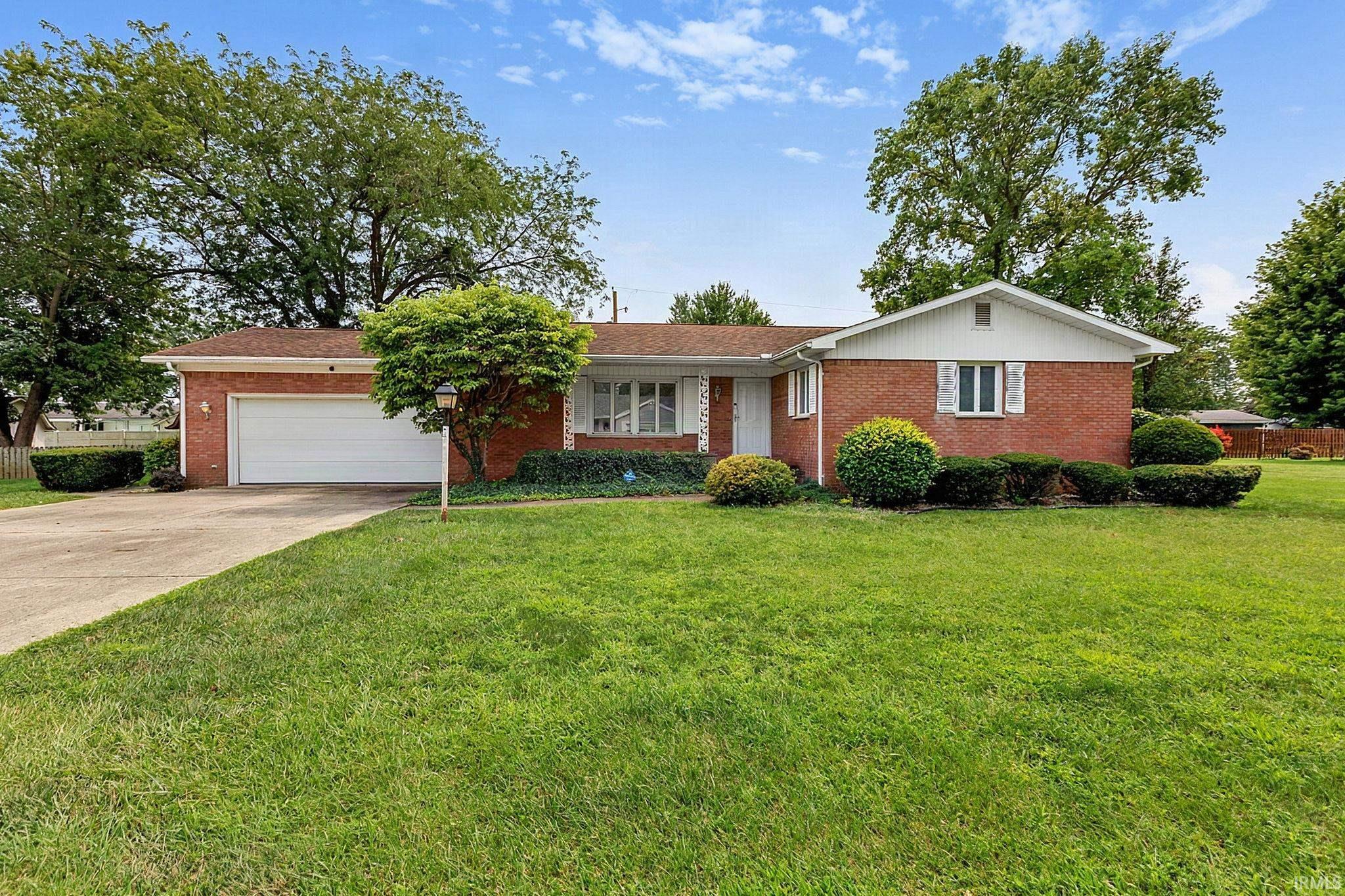 1st image of 911 W 52 St, Marion, IN 46953 | MLS# 202632705