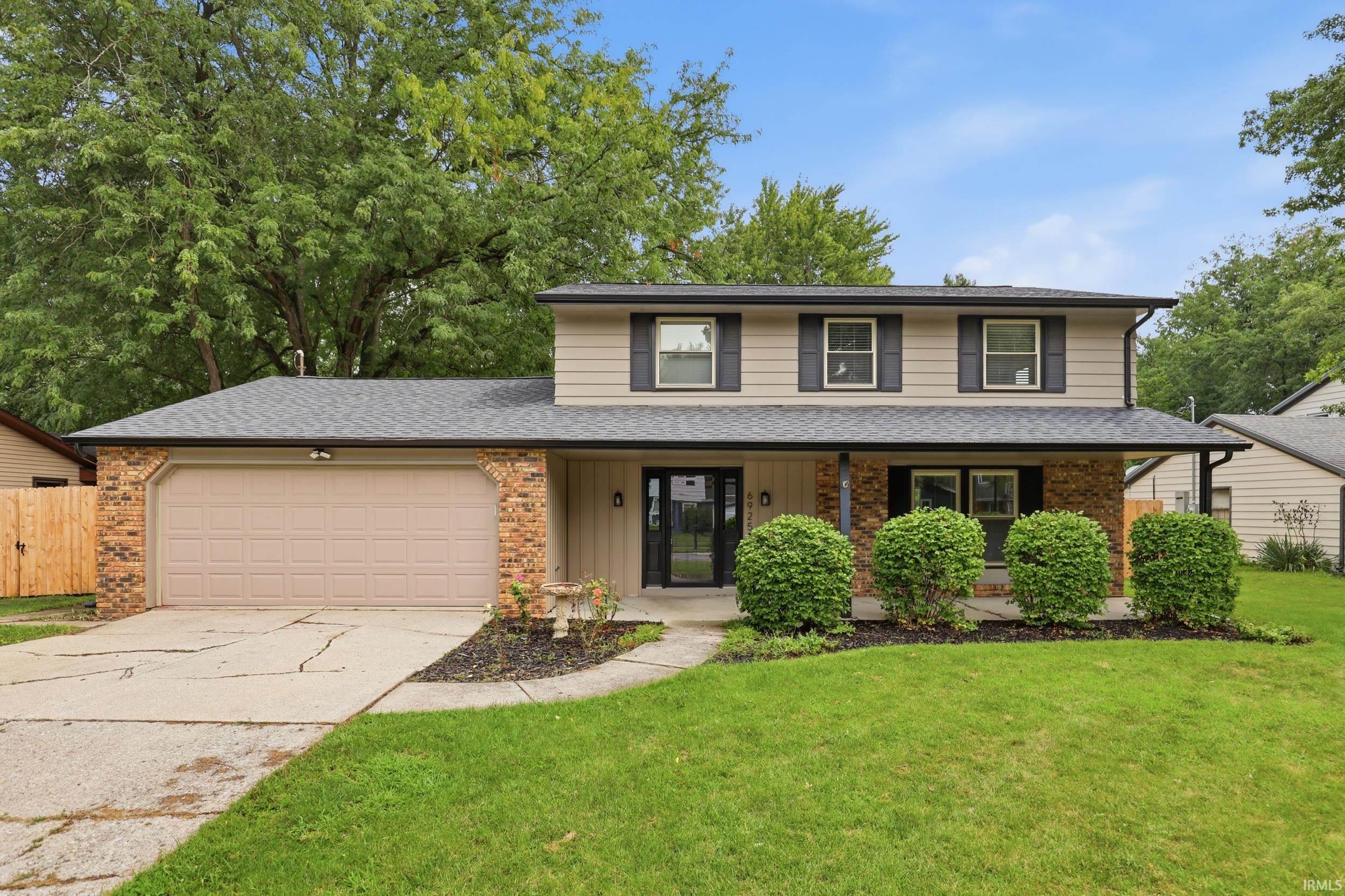 1st image of 6925 Lake Crest Ct, Fort Wayne, IN 46815 | MLS# 202632716