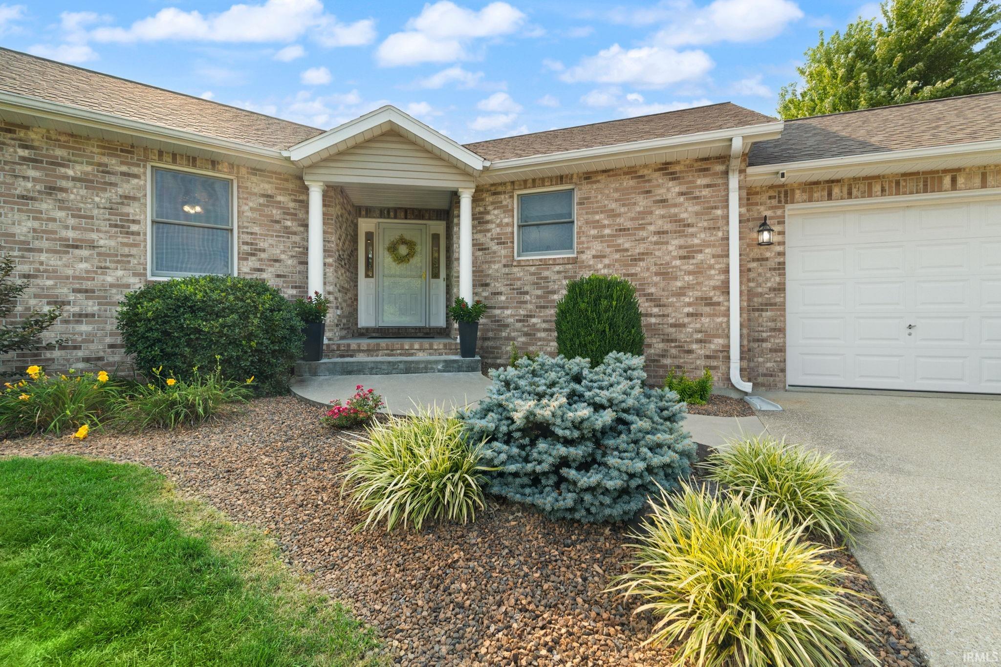 image of 575 N Weisheit Dr, Jasper, IN 47546 | MLS# 202632724