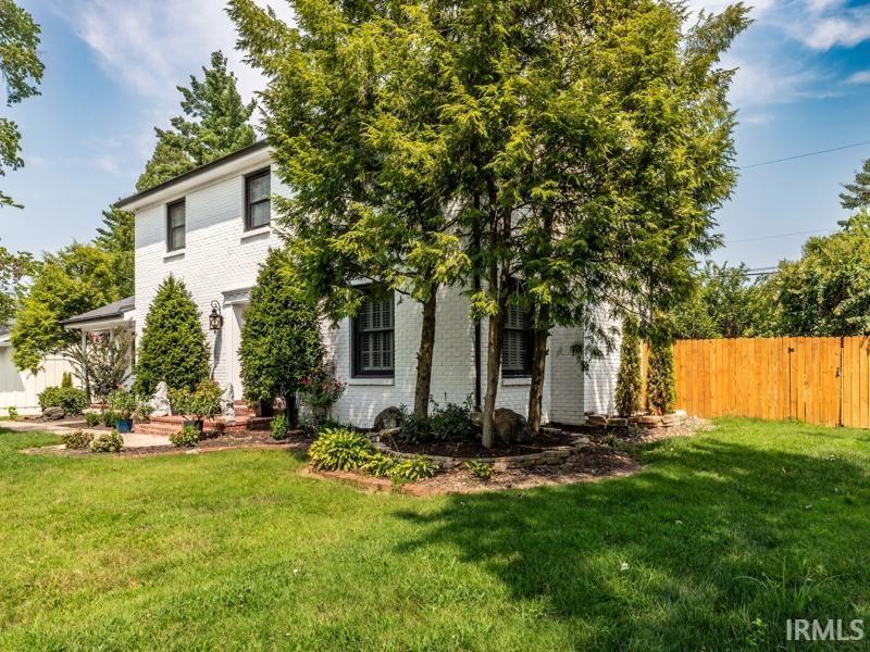 3rd image of 900 Plaza Dr, Evansville, IN 47715 | MLS# 202632758