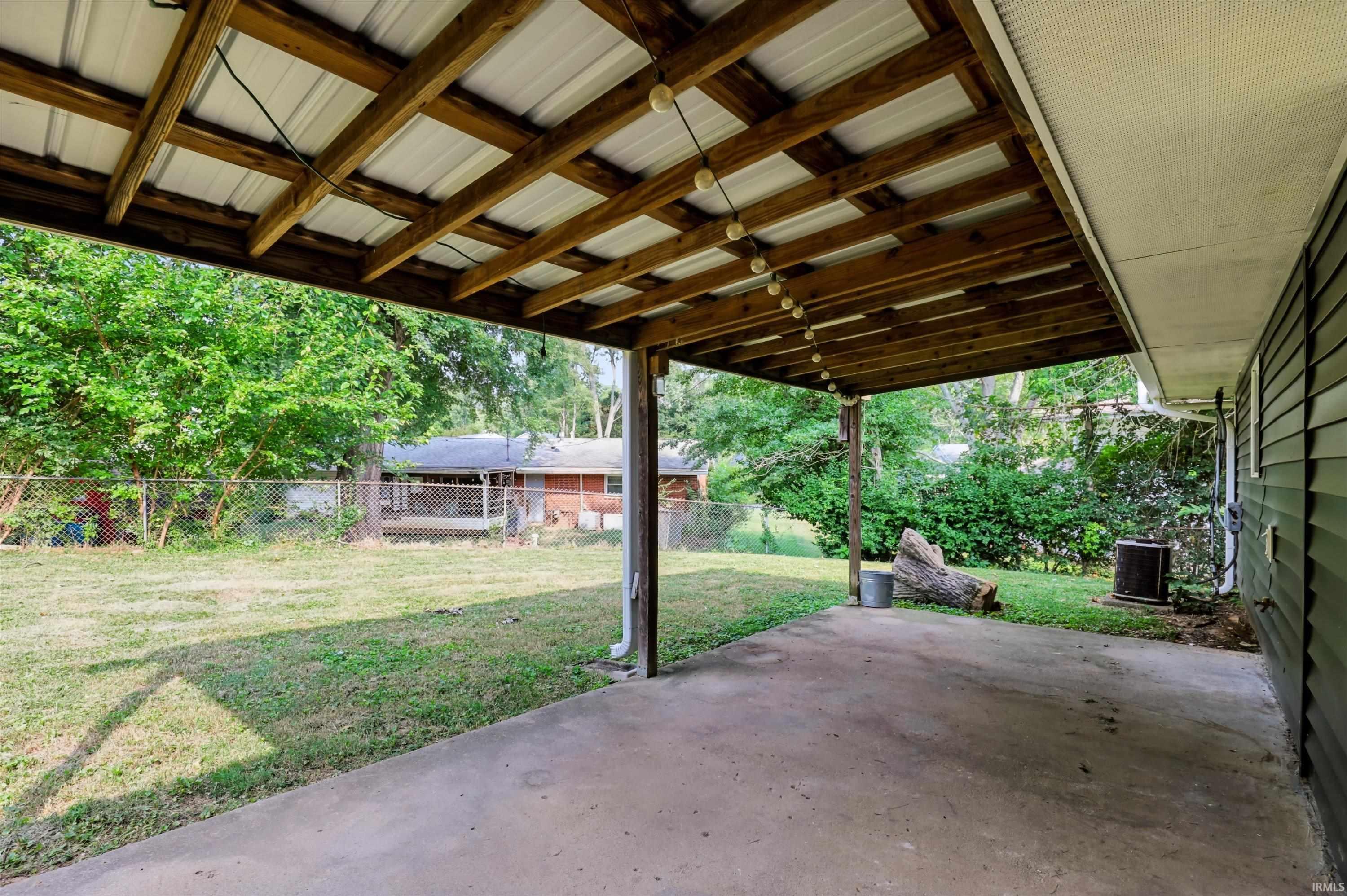 42nd image of 3321 N Stoneycrest Rd, Bloomington, IN 47404 | MLS# 202632765